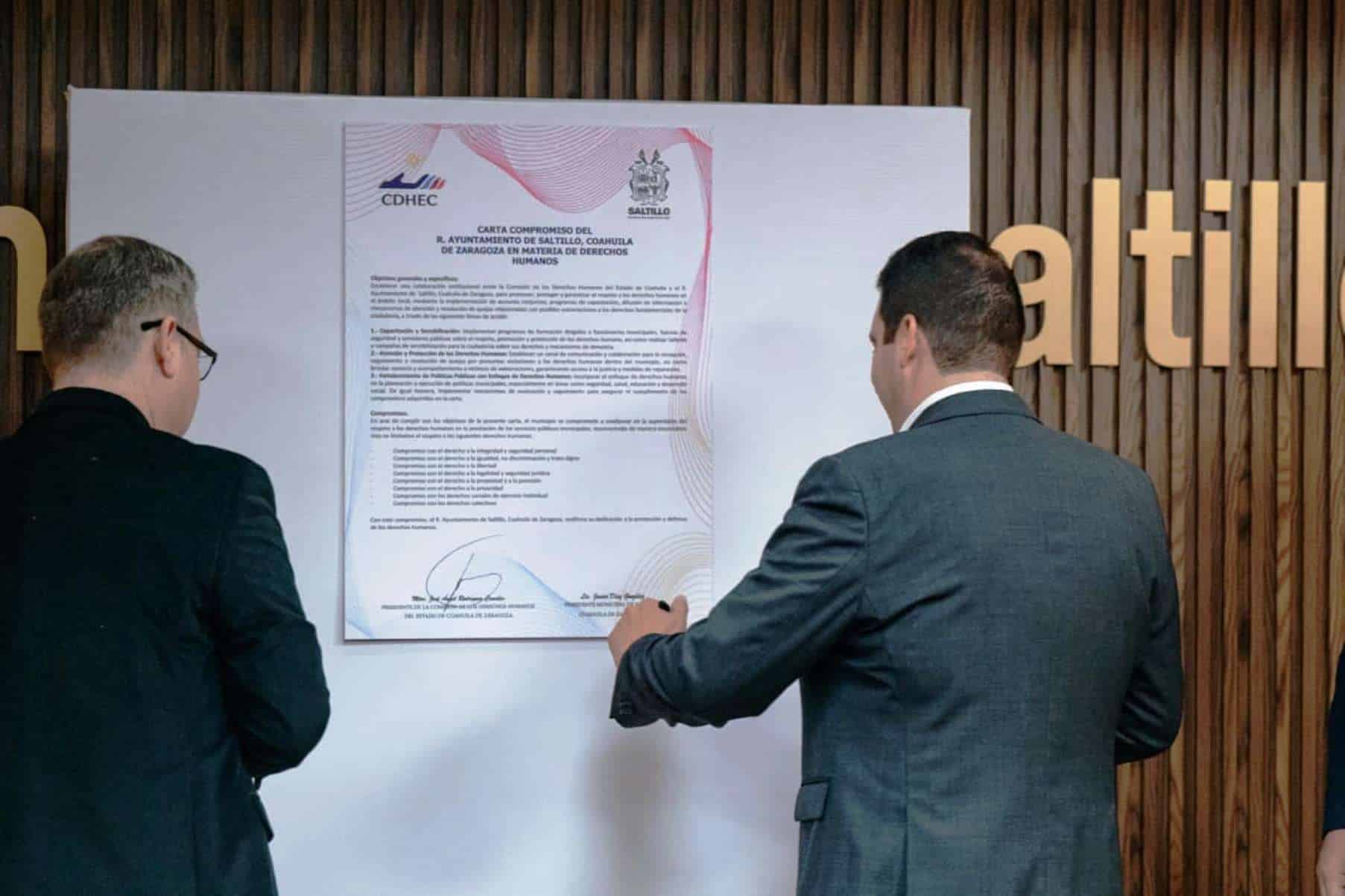 Saltillo: Alcalde y Comisi&oacute;n de Derechos Humanos se unen por los Derechos Humanos