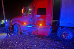 Accidente vial en Ramos Arizpe: camión impacta a vehículo Kia