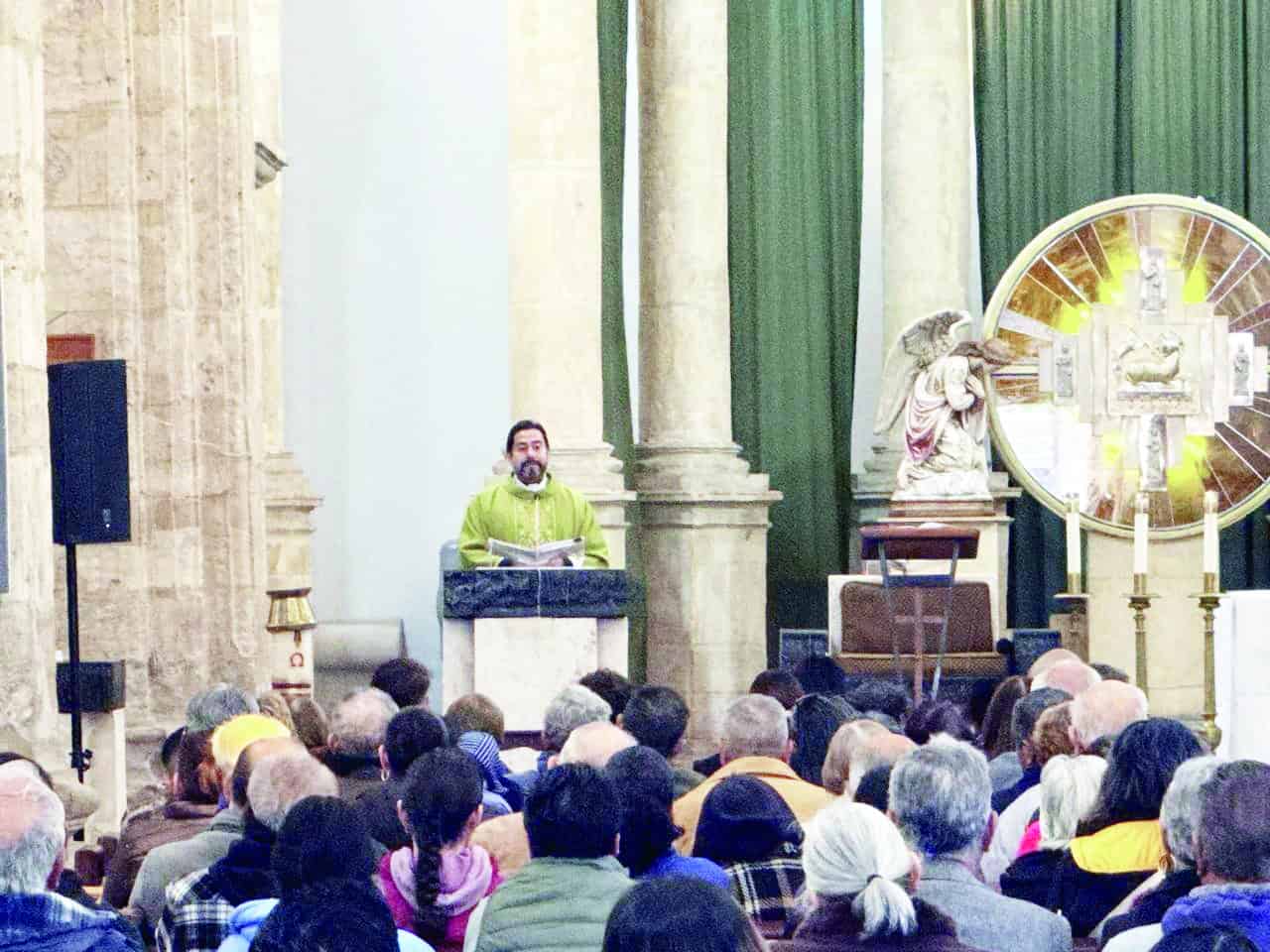 Monse&ntilde;or N&eacute;stor Mart&iacute;nez llama a la comunidad a purificarse a trav&eacute;s de Cristo