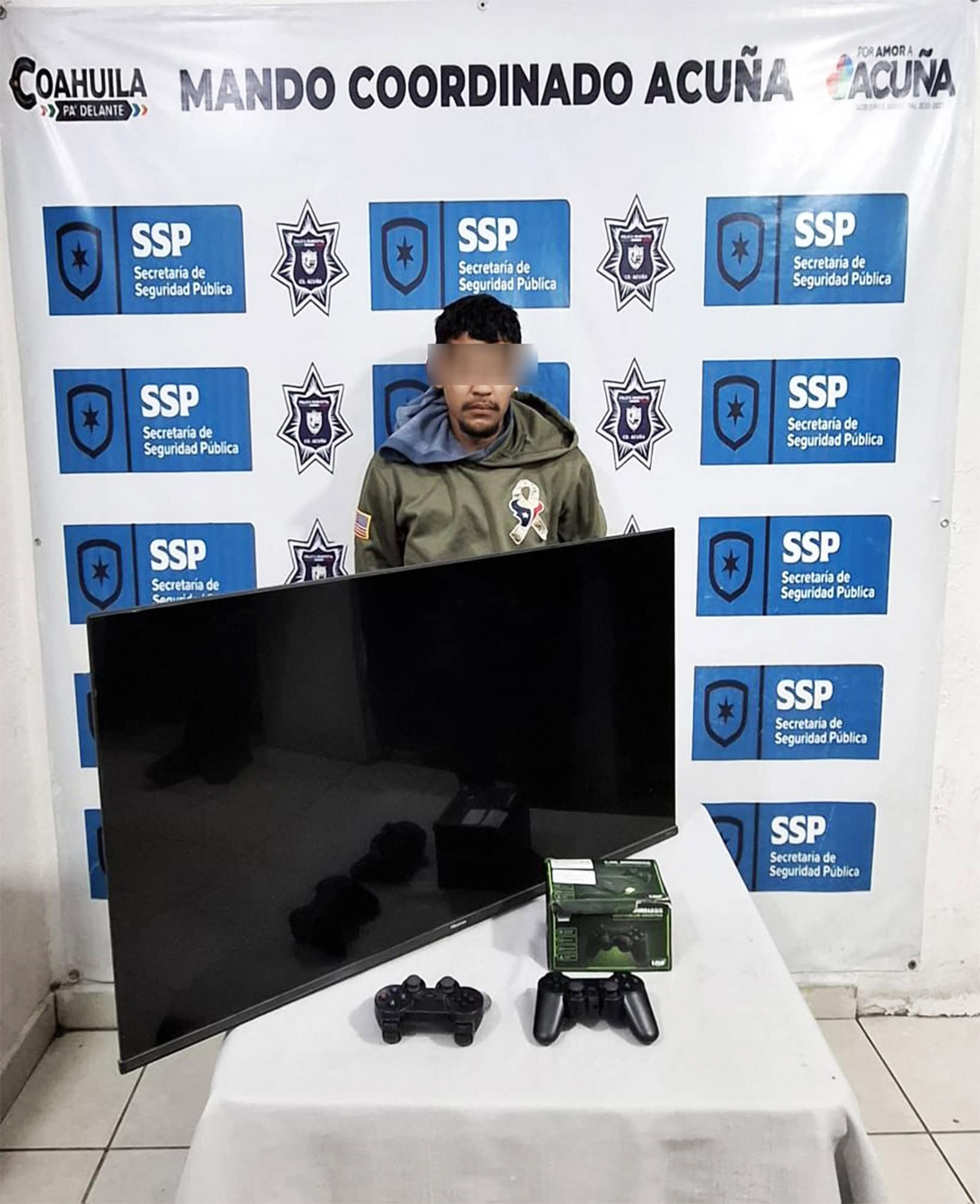 Detienen a joven con televisi&oacute;n y electr&oacute;nicos presuntamente robados en Ciudad Acu&ntilde;a