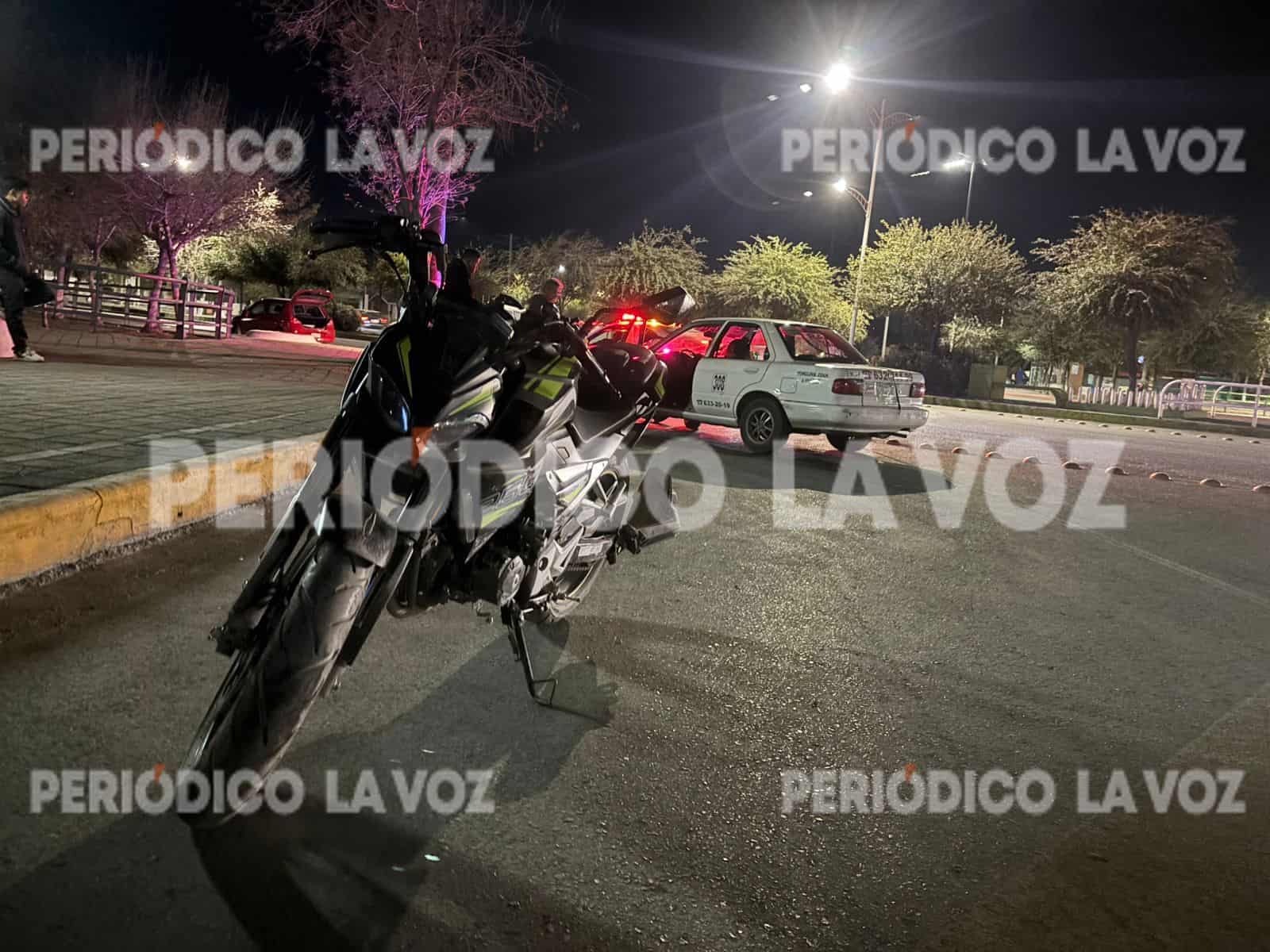Joven motociclista lesionado en accidente vial en Monclova