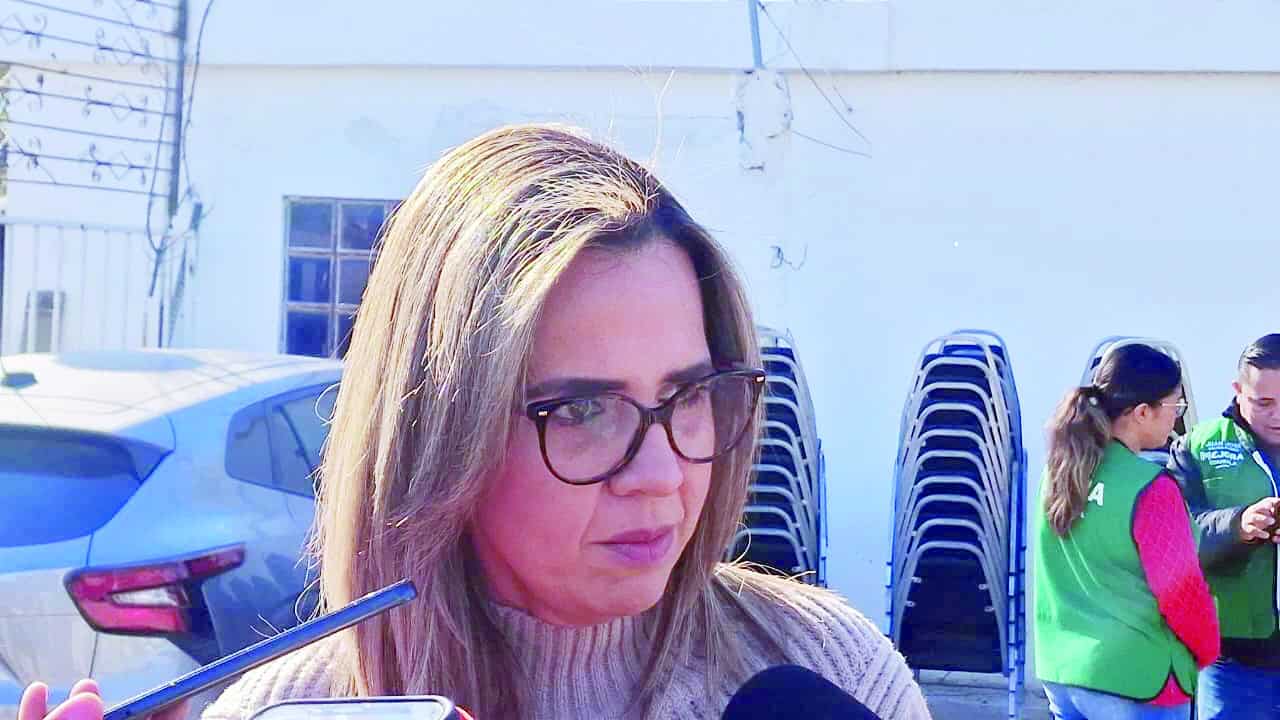Guadalupe Oyervides revela 17 expedientes de exfuncionarios en Coahuila