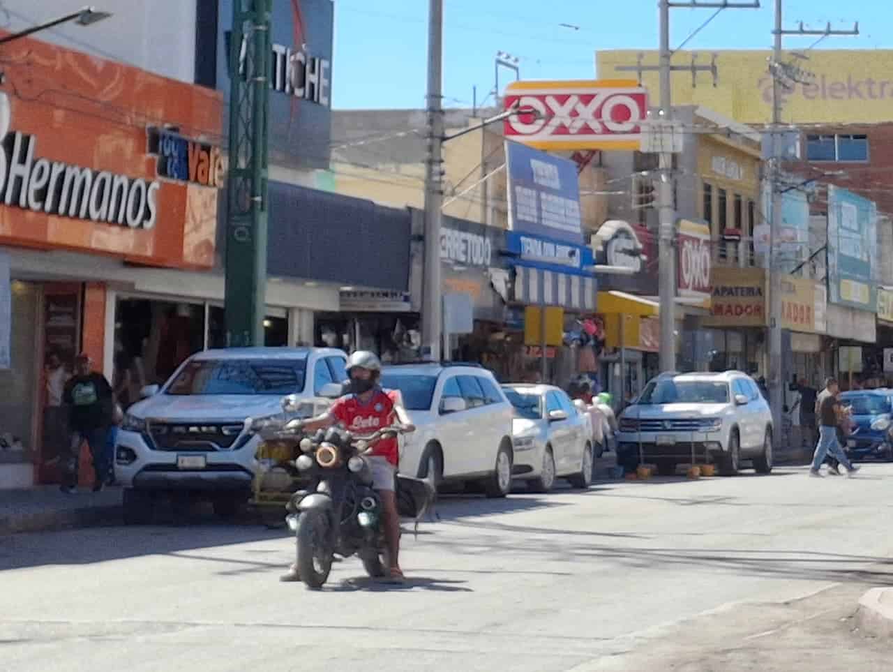 Nueva ley en Coahuila castiga a padres cuyos hijos conduzcan motos sin licencia