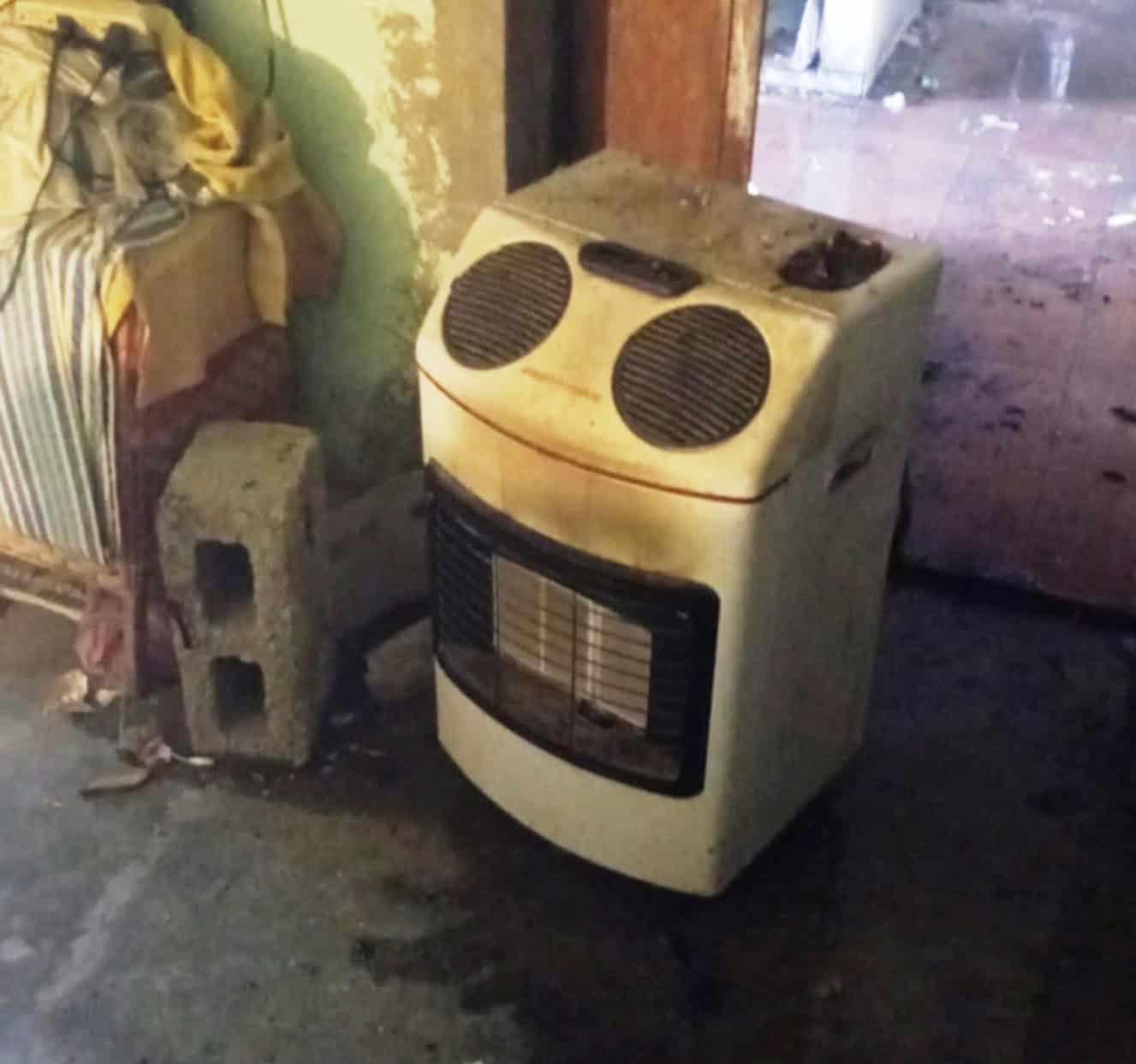 Incendio en vivienda de Arteaga deja da&ntilde;os materiales y tres atendidos