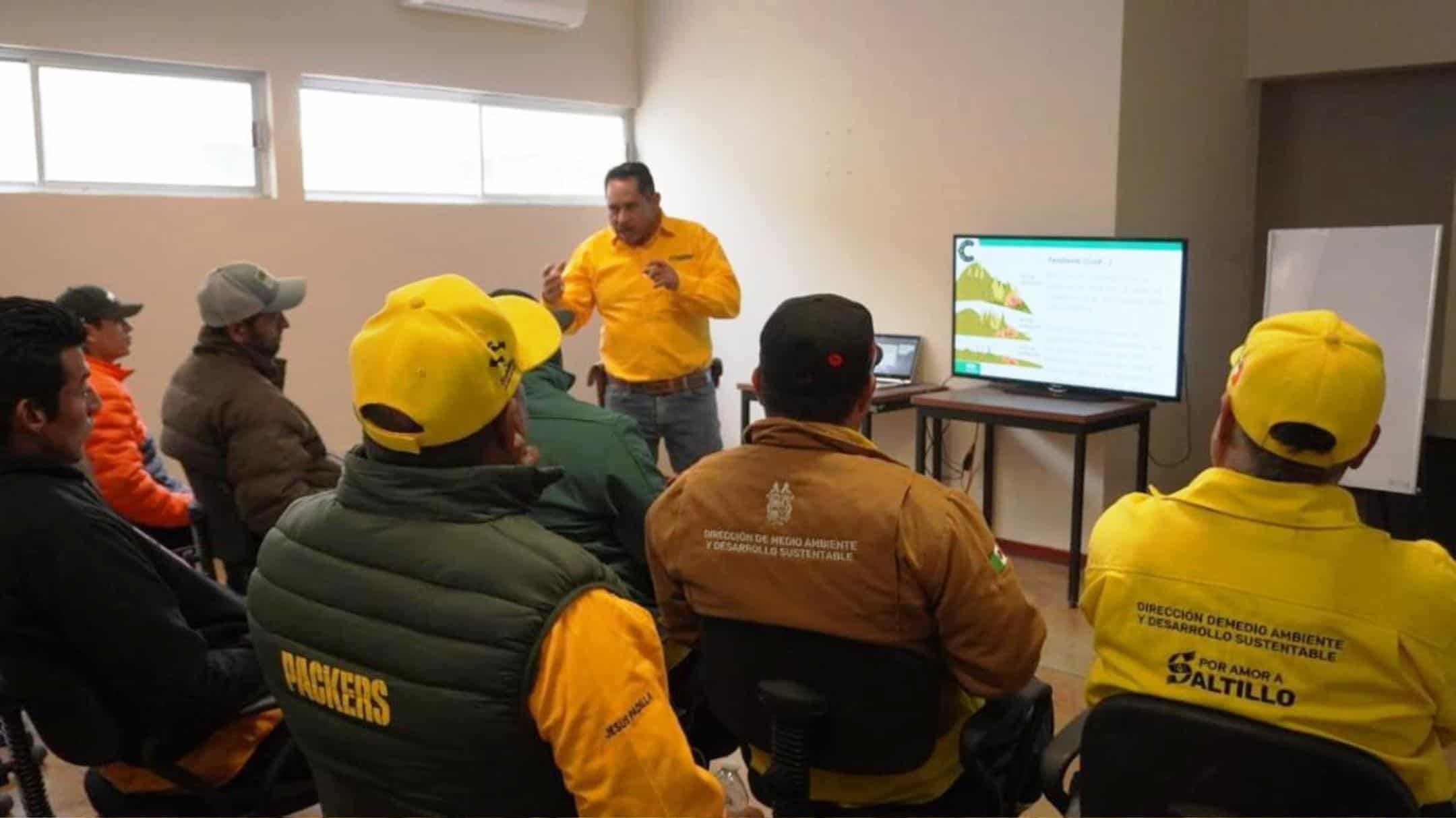 Brigadistas de Saltillo se capacitan en combate de incendios forestales