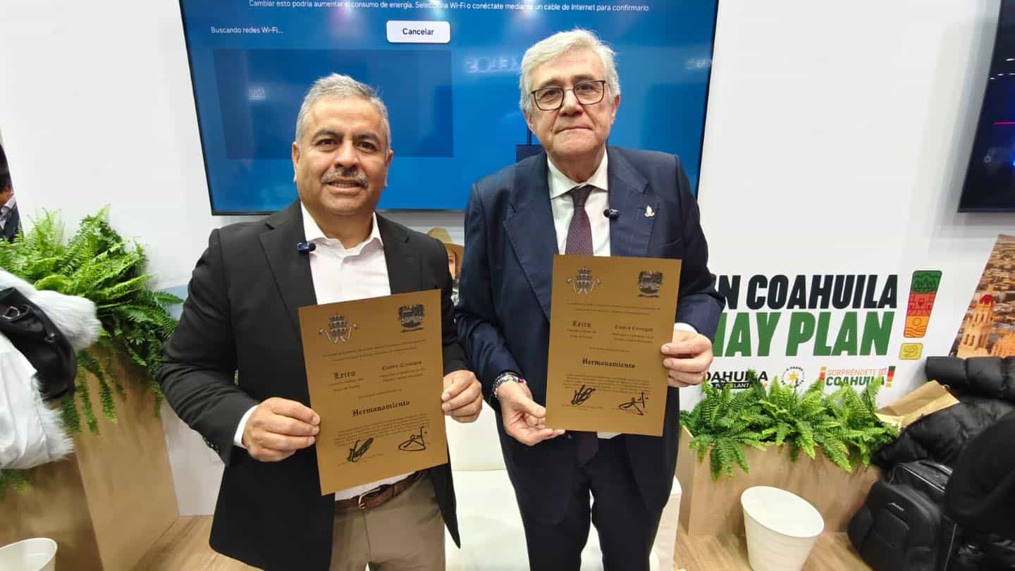 Cuatro Ci&eacute;negas y Leiro formalizan hermanamiento cultural en FITUR