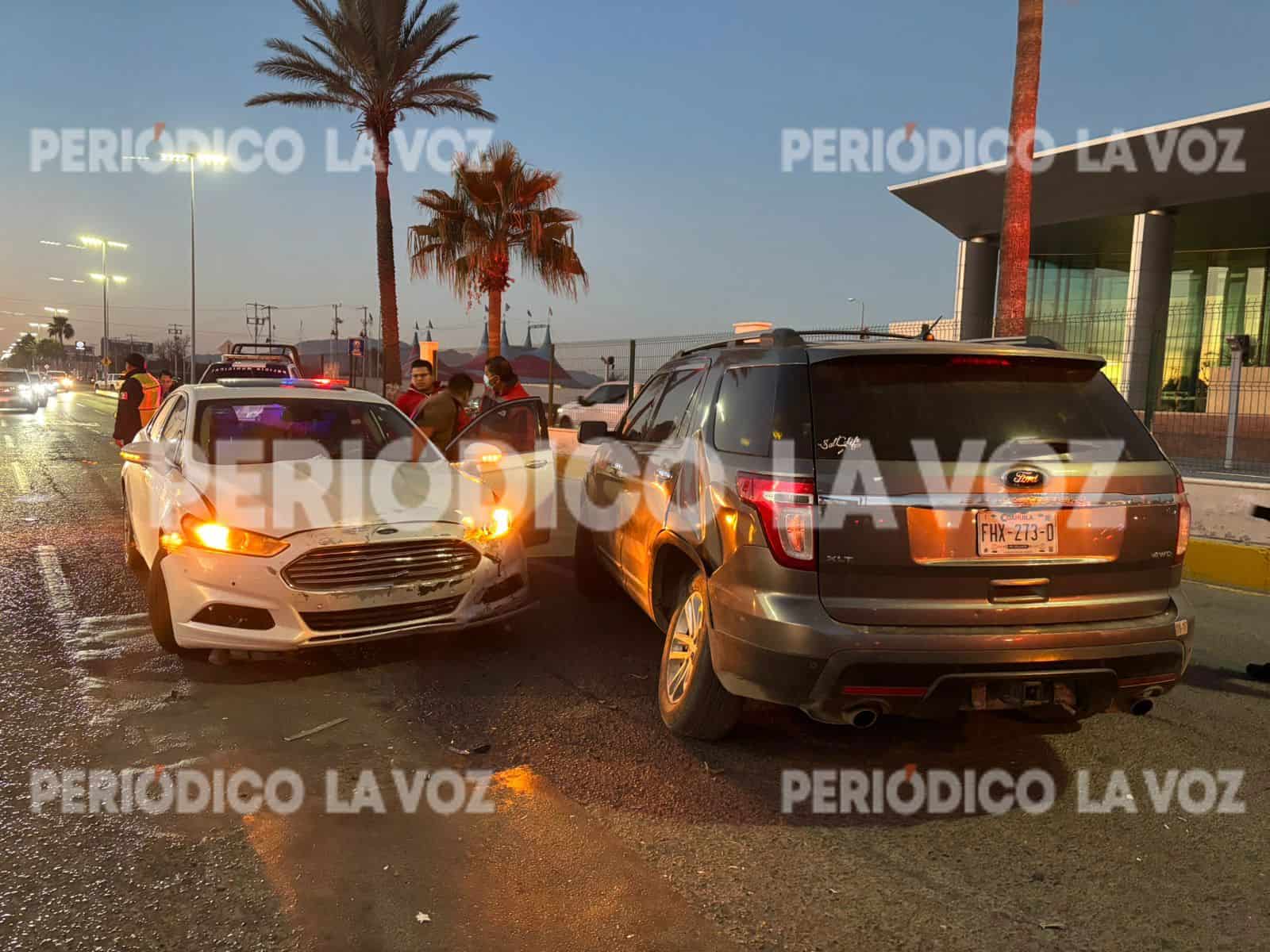 Choque en Monclova: Ford Fusion y Explorer se impactan en bulevar