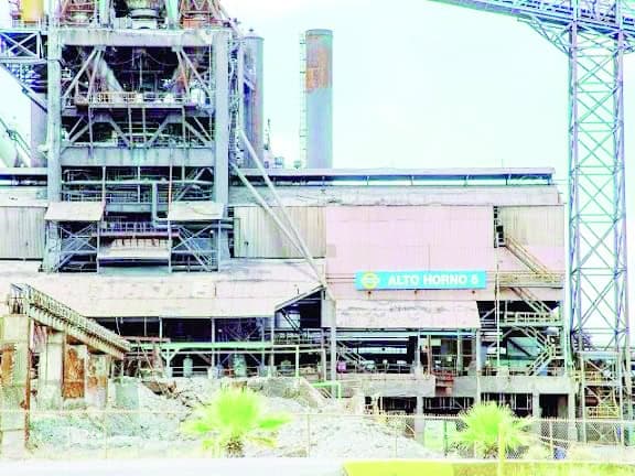 Sindicato Minero defiende derechos en subasta de AHMSA