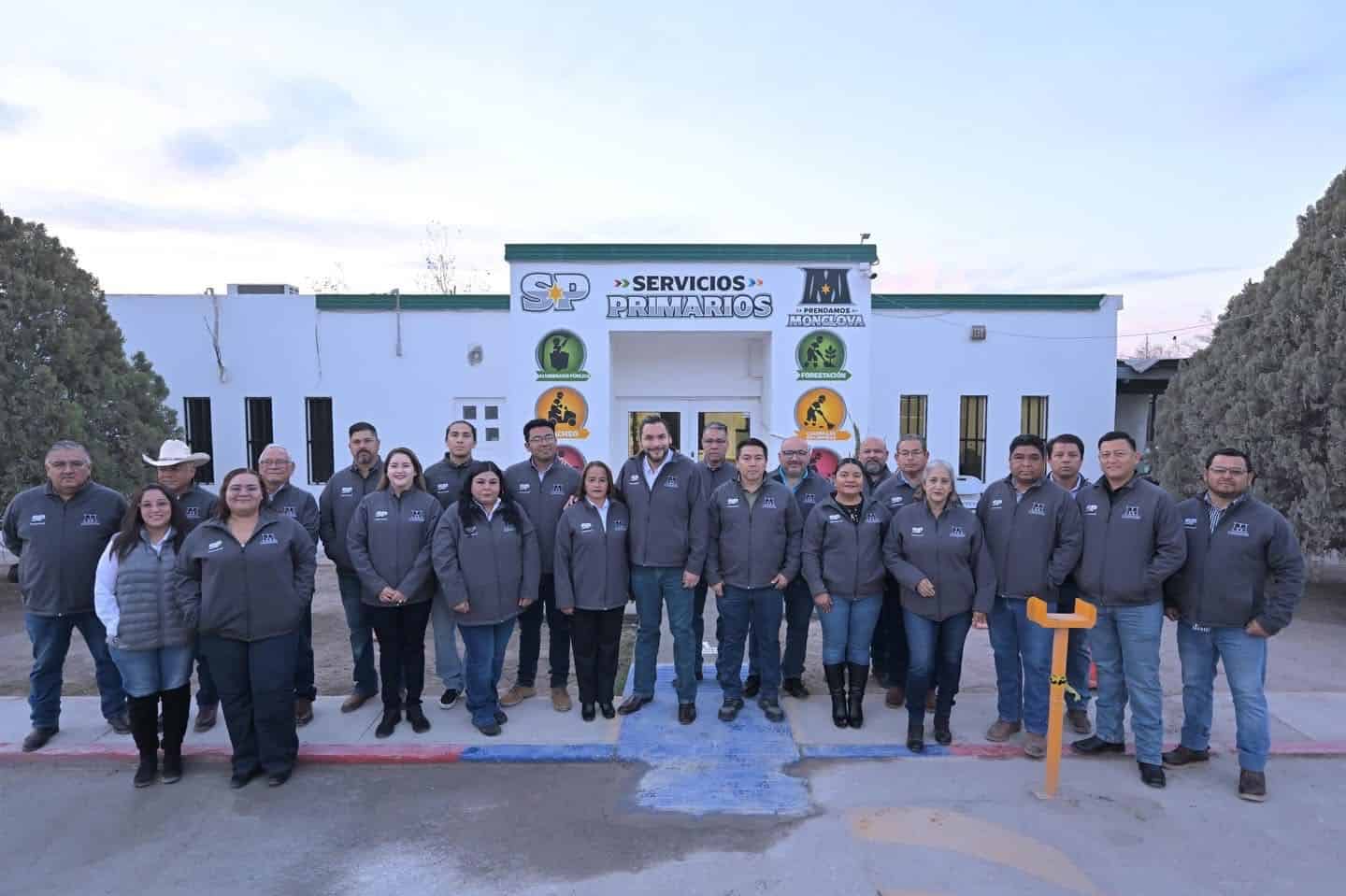 Carlos Villarreal inicia jornada de limpieza en Monclova