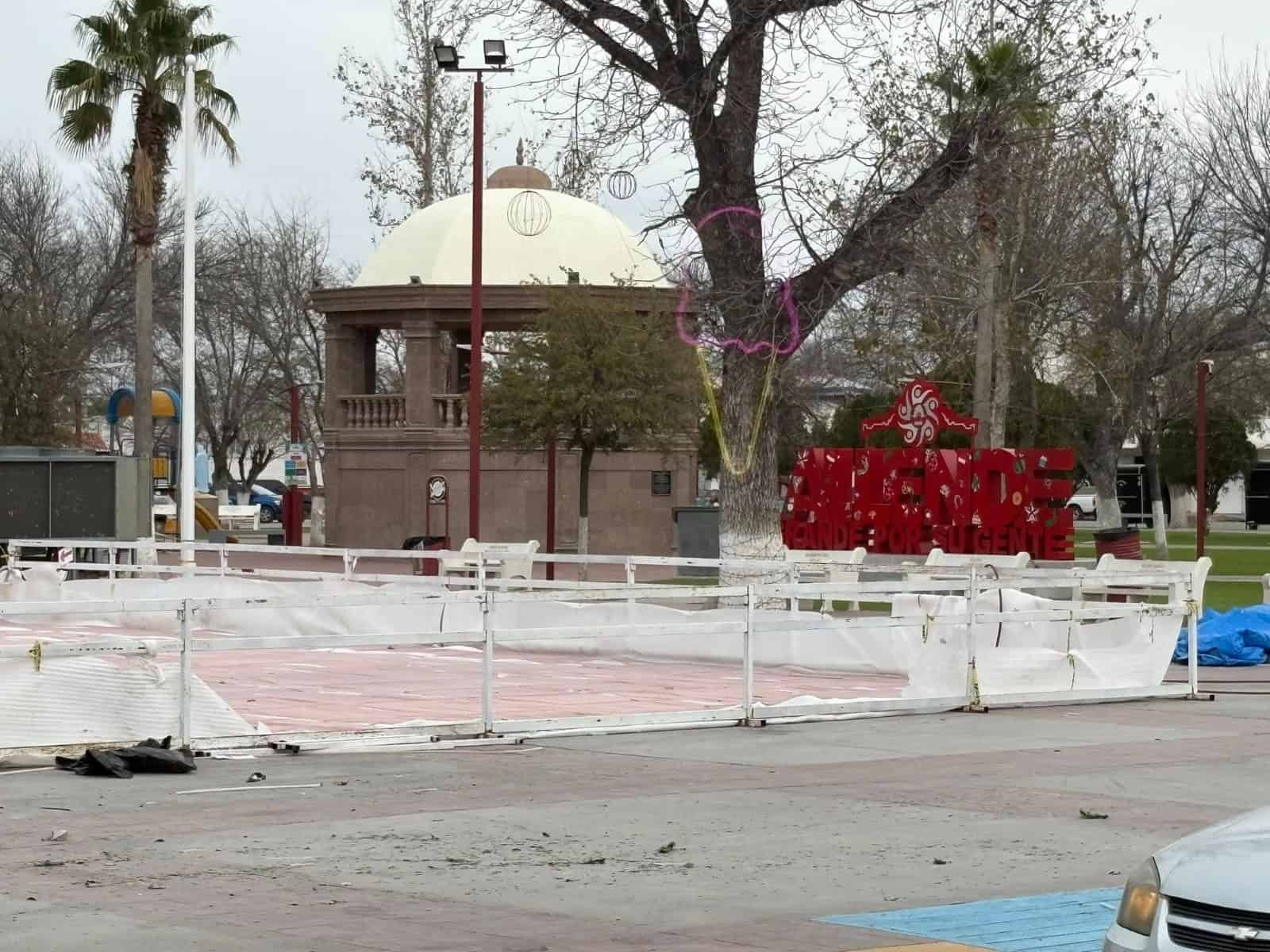Desperdicia Richy Trevi&ntilde;o dinero de los allendenses por pista de hielo defectuosa