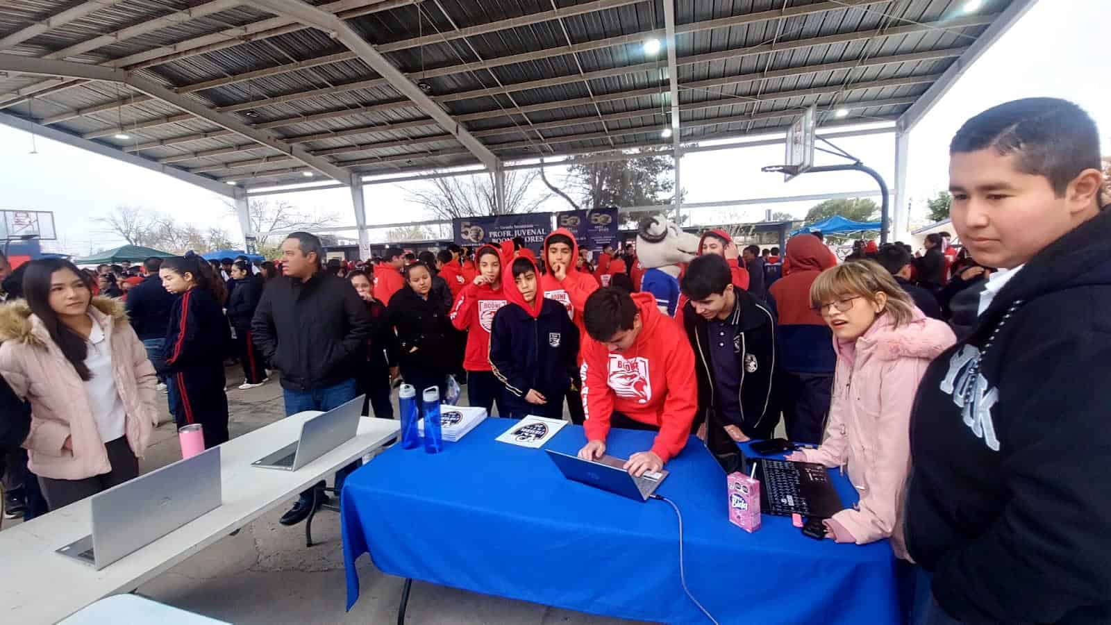 CBTis 20 promueve sus carreras t&eacute;cnicas en la Feria Alas para el Futuro: Nueva Rosita