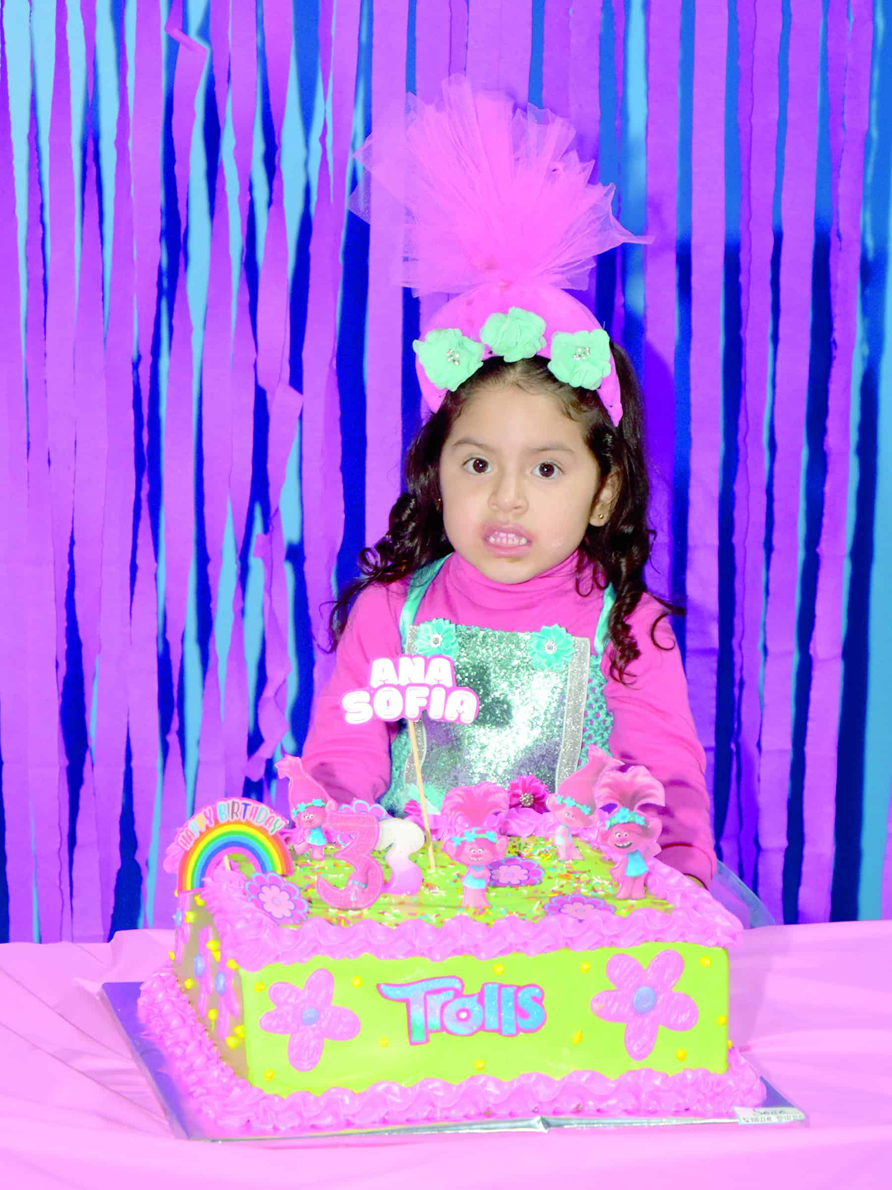 Ana Sof&iacute;a Molina celebra su cumplea&ntilde;os rodeada de seres queridos en Monclova