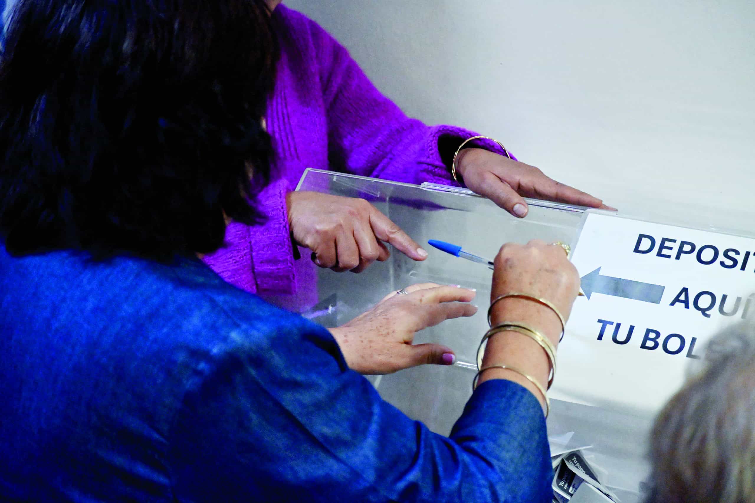 Sari P&eacute;rez invita a ciudadanos a pagar impuesto predial en Frontera