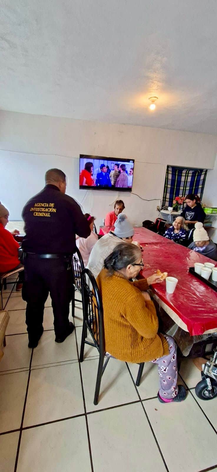 Lleva AIC abrigo a abuelitos