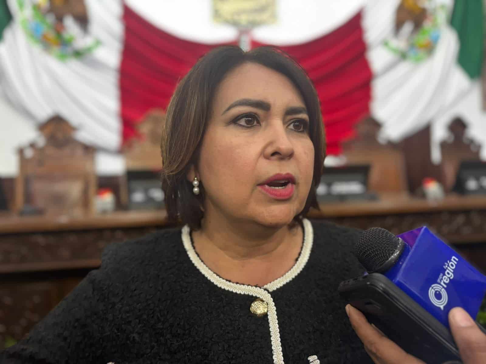Mayra Vald&eacute;s Gonz&aacute;lez refuerza mediaci&oacute;n familiar en Coahuila
