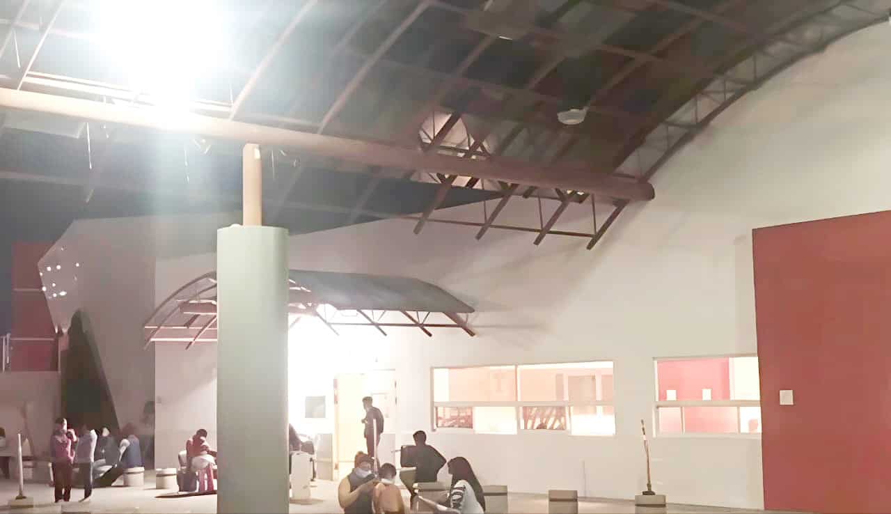 Madre agrede a su hijo Israel N.