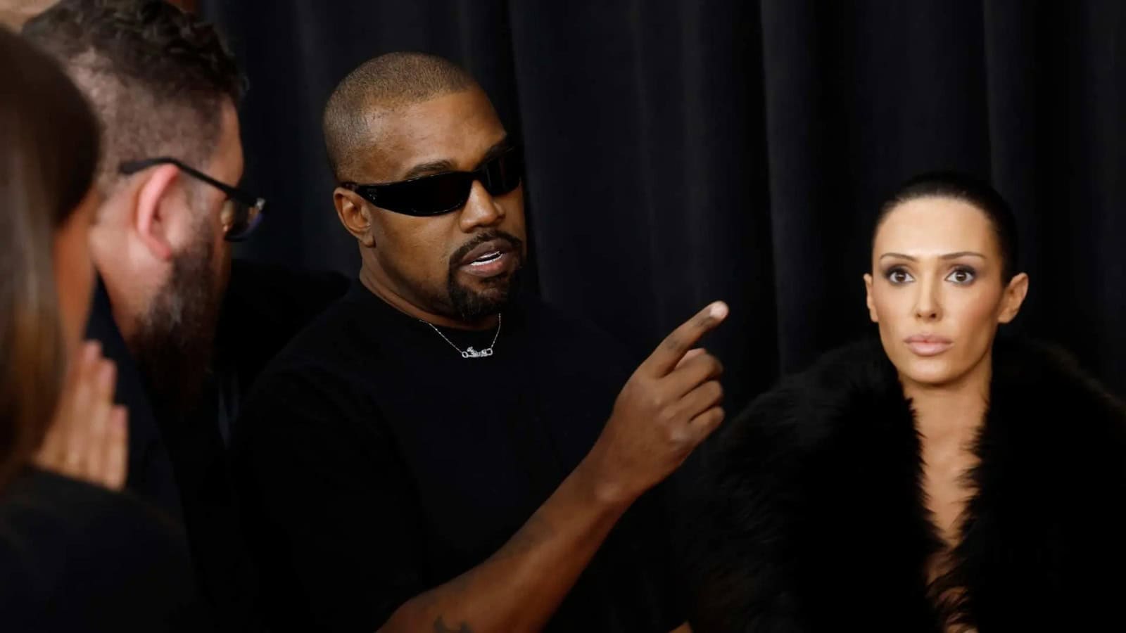 Kanye West pide disculpas por comentarios antisemitas antes de su concierto en M&eacute;xico