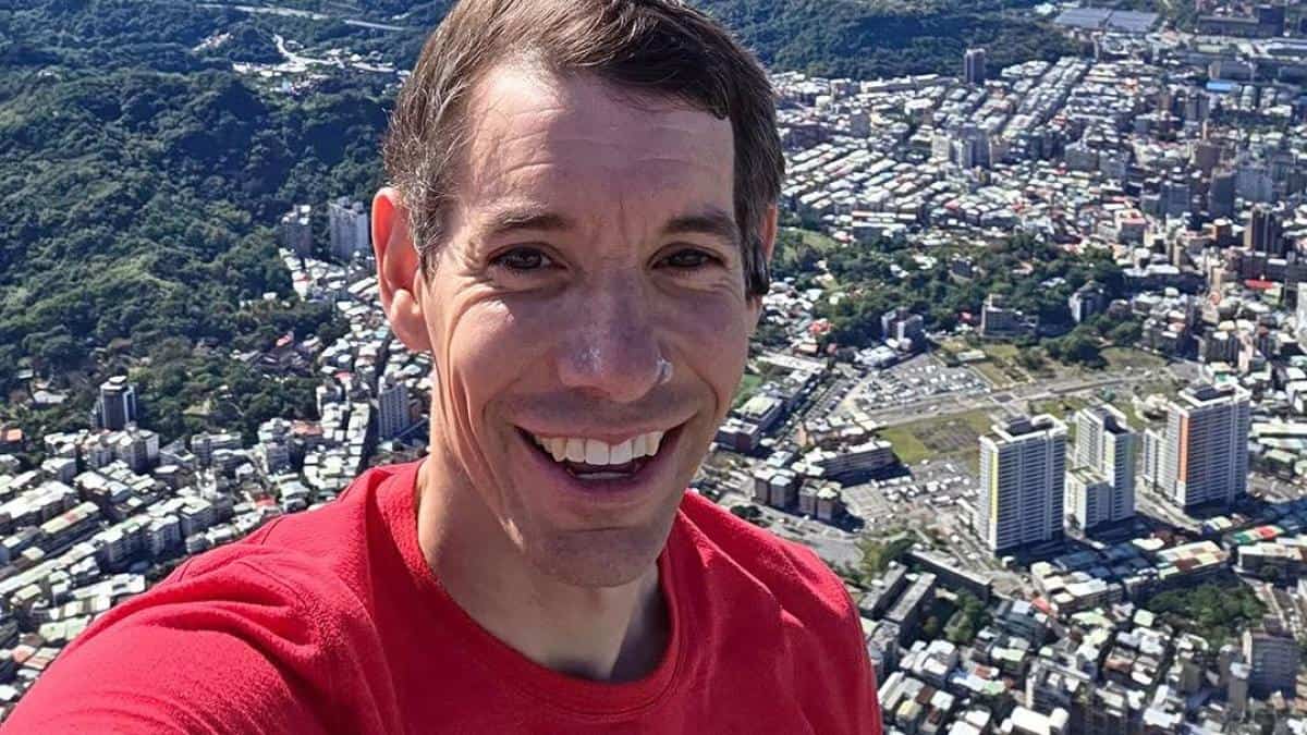 Alex Honnold recibe 500 mil d&oacute;lares de Netflix por escalada en Taipei 101