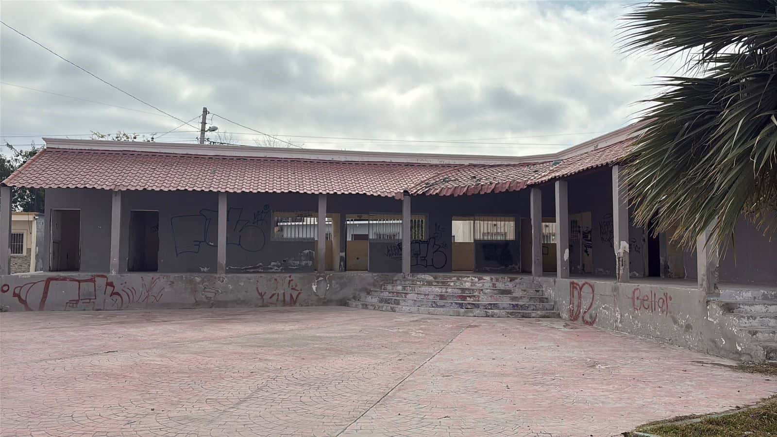 Alcaldesa rehabilitar&aacute; centro comunitario en Frontera con inversi&oacute;n de un mill&oacute;n