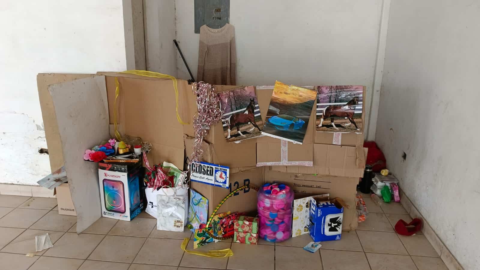 Mujer vive en la calle durante el fr&iacute;o extremo