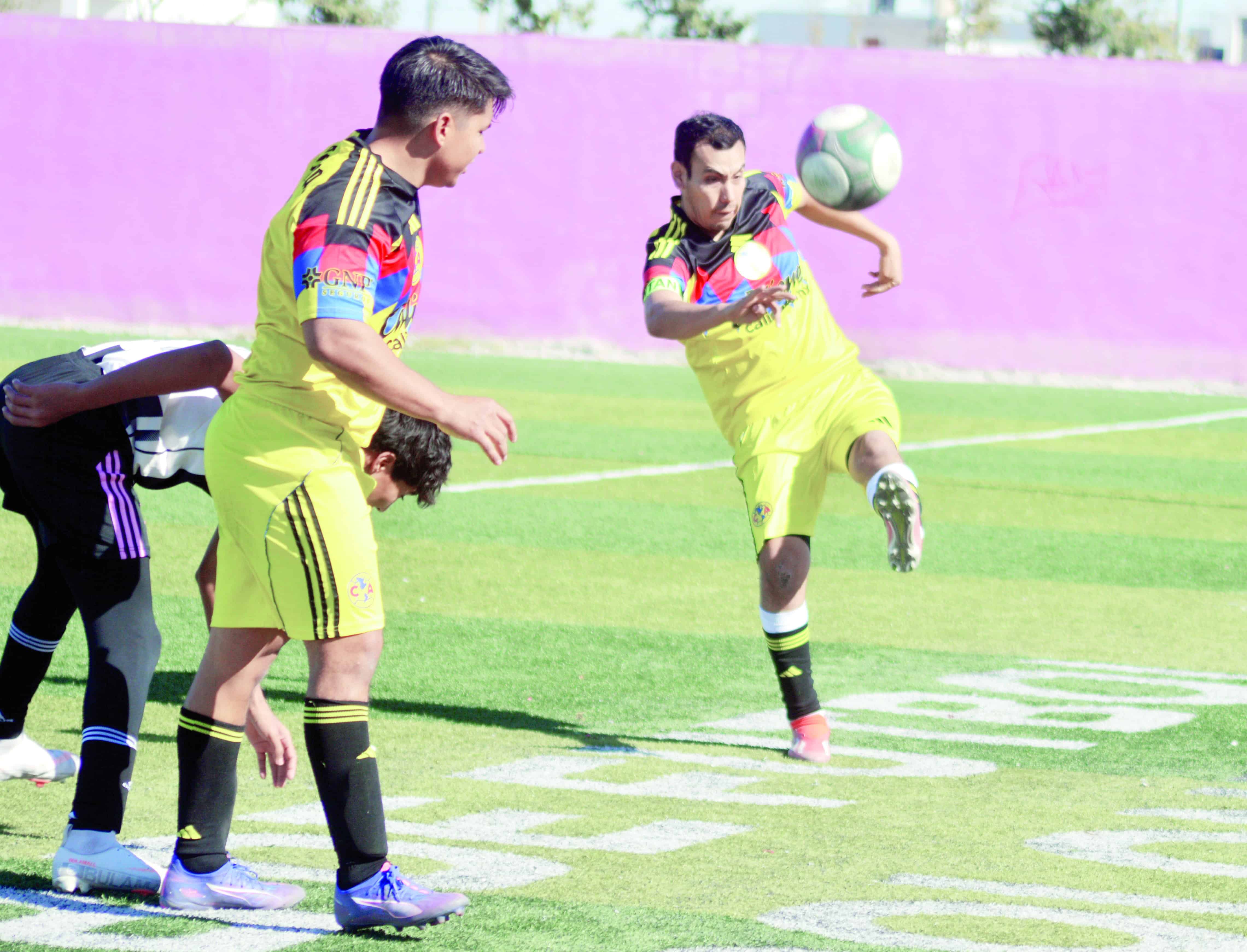 Eduardo Reyna lidera a Rec Audio en semifinal del Clausura 2025 contra Mada FC