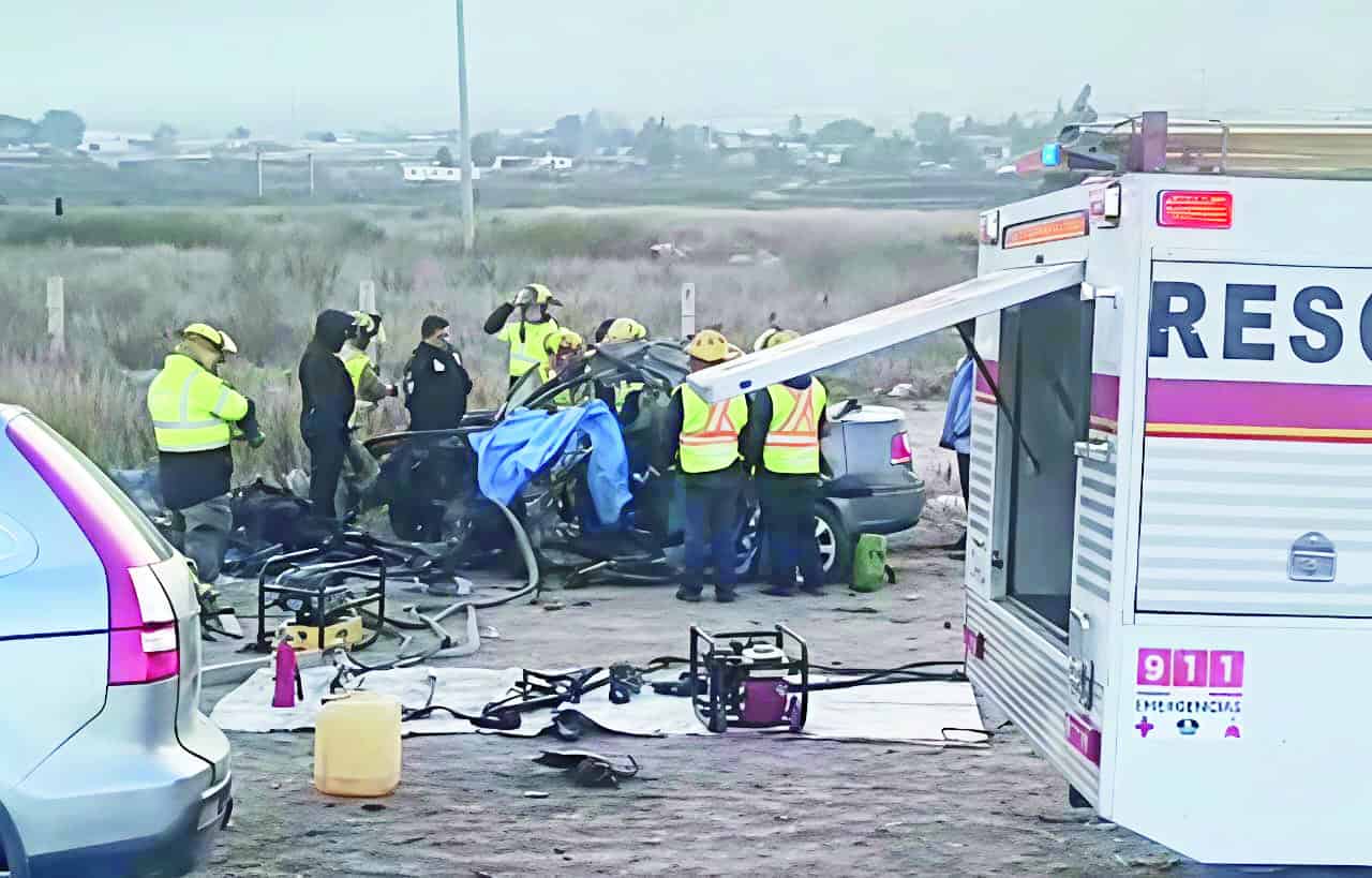 Tragedia en Saltillo: dos fallecidos en colisi&oacute;n vehicular
