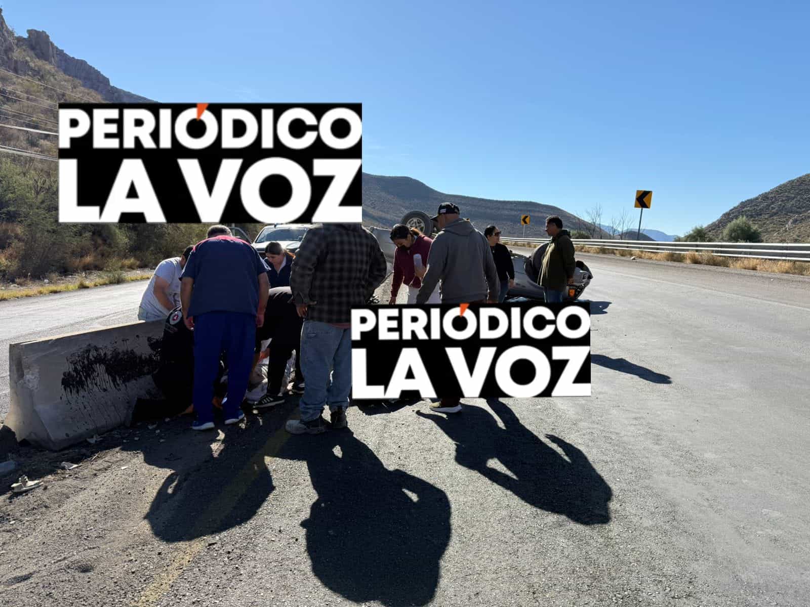 Vuelca pareja en el Cari&ntilde;o de la Monta&ntilde;a