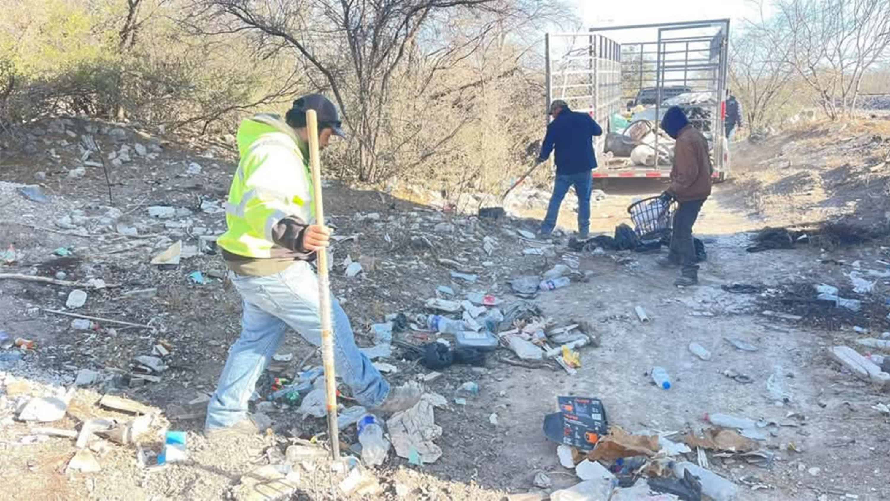 Persisten basureros clandestinos en Allende pese a labores de limpieza