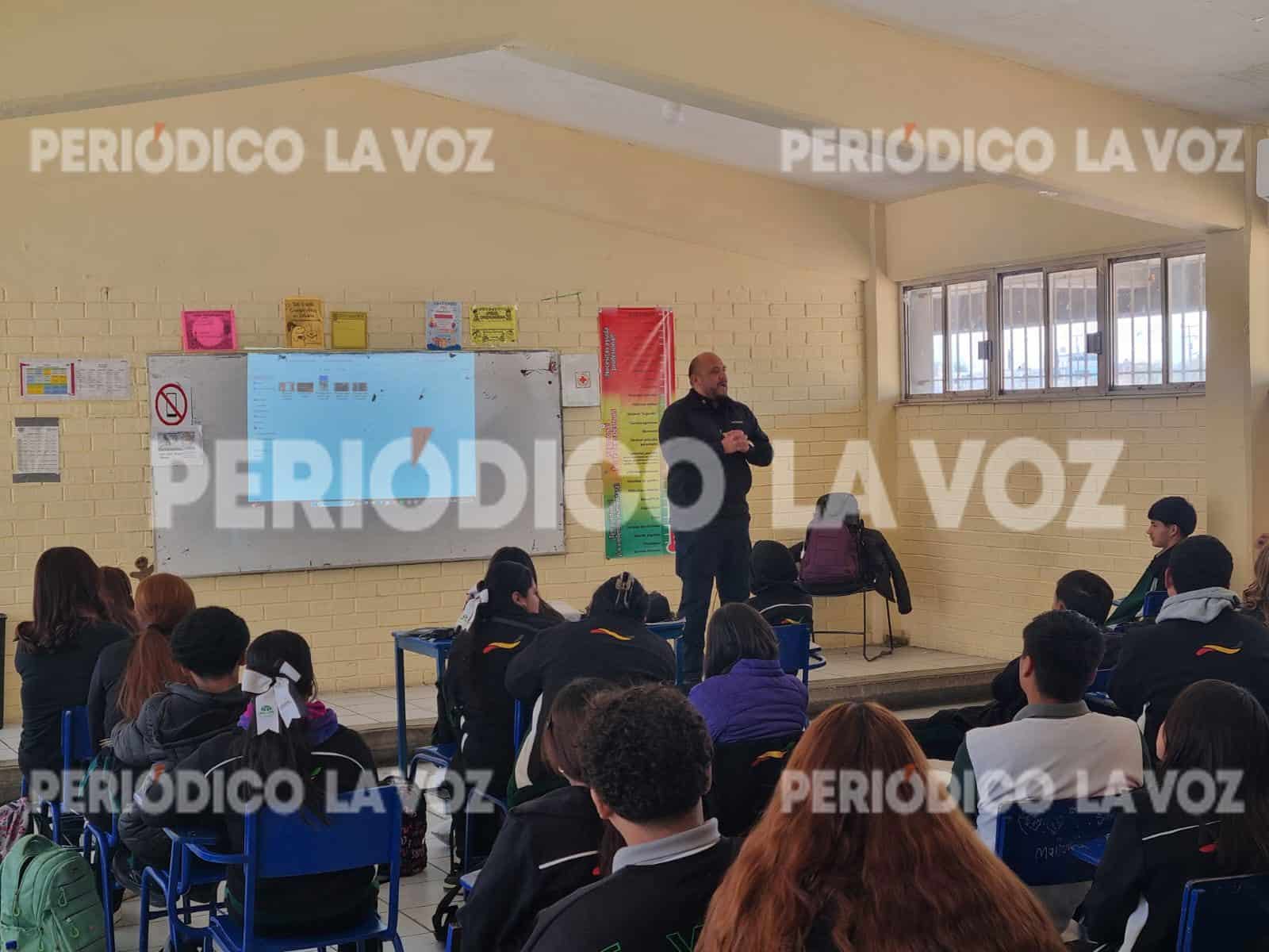 J&oacute;venes de Casta&ntilde;os reciben pl&aacute;ticas sobre prevenci&oacute;n de drogas