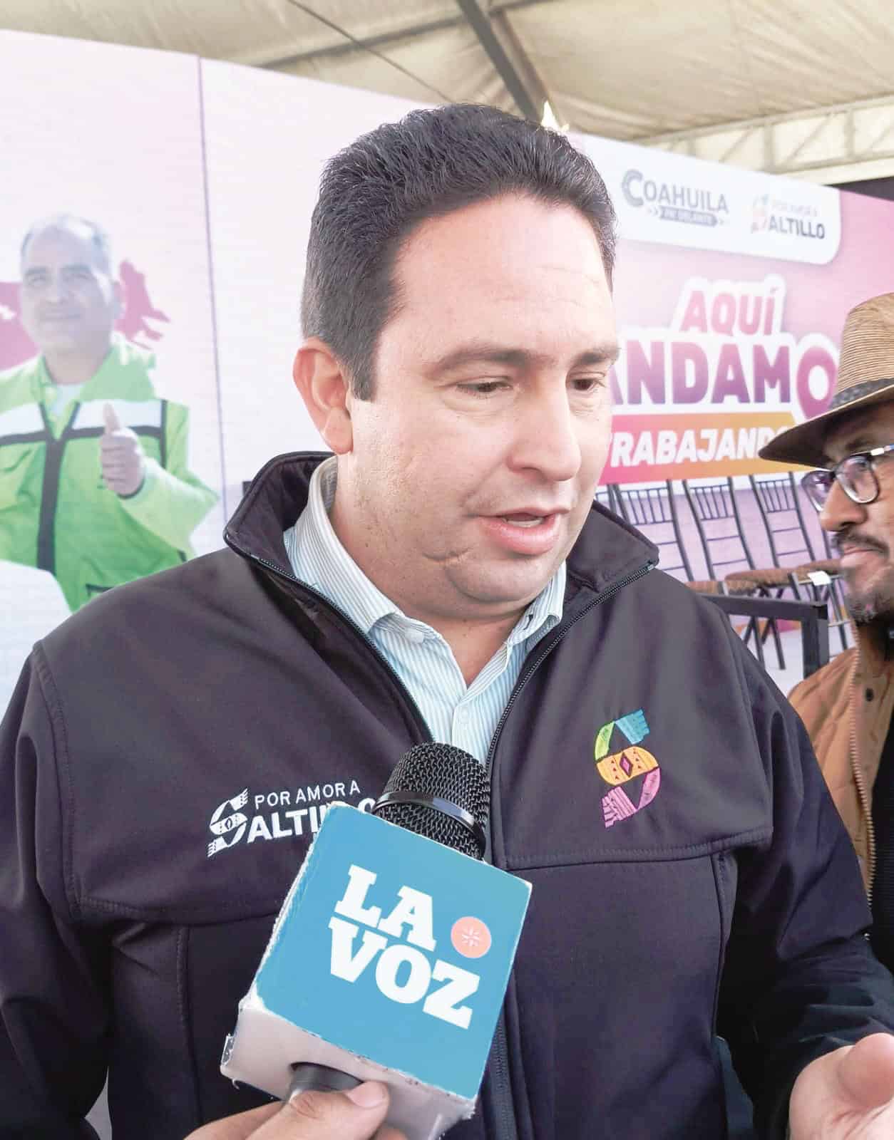 Javier D&iacute;az implementa medidas para reparaciones inmediatas en Saltillo
