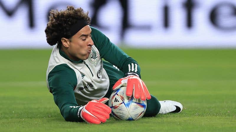 Guillermo Ochoa destaca por su mentalidad en la Selecci&oacute;n Mexicana