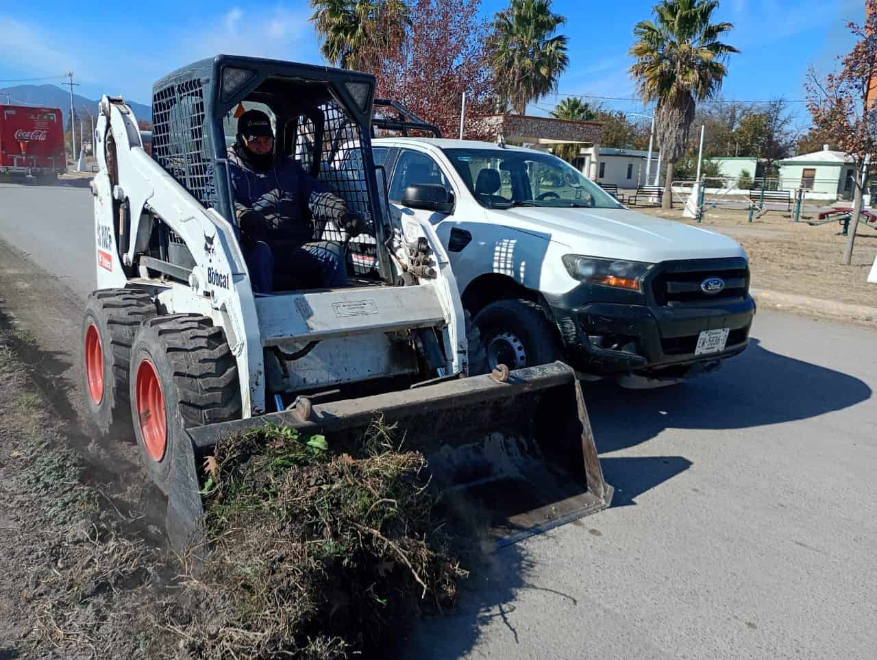 M&uacute;zquiz: Laura Jim&eacute;nez Guti&eacute;rrez impulsa acciones de limpieza y mantenimiento