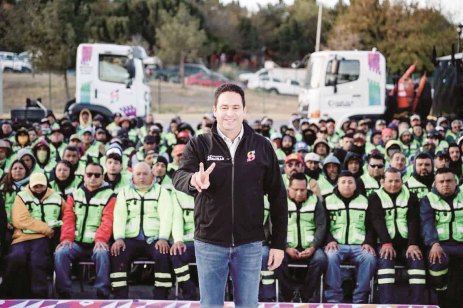 Alcalde Javier D&iacute;az Gonz&aacute;lez impulsa rehabilitaci&oacute;n vial en Saltillo