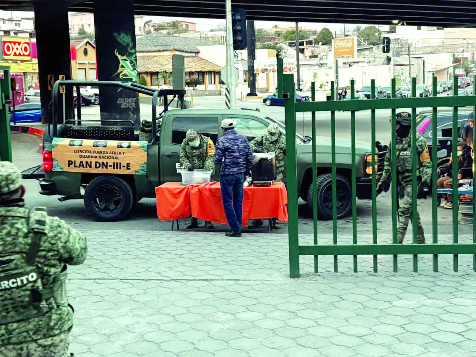 Ej&eacute;rcito Mexicano apoya a Monclova ante descenso de temperaturas