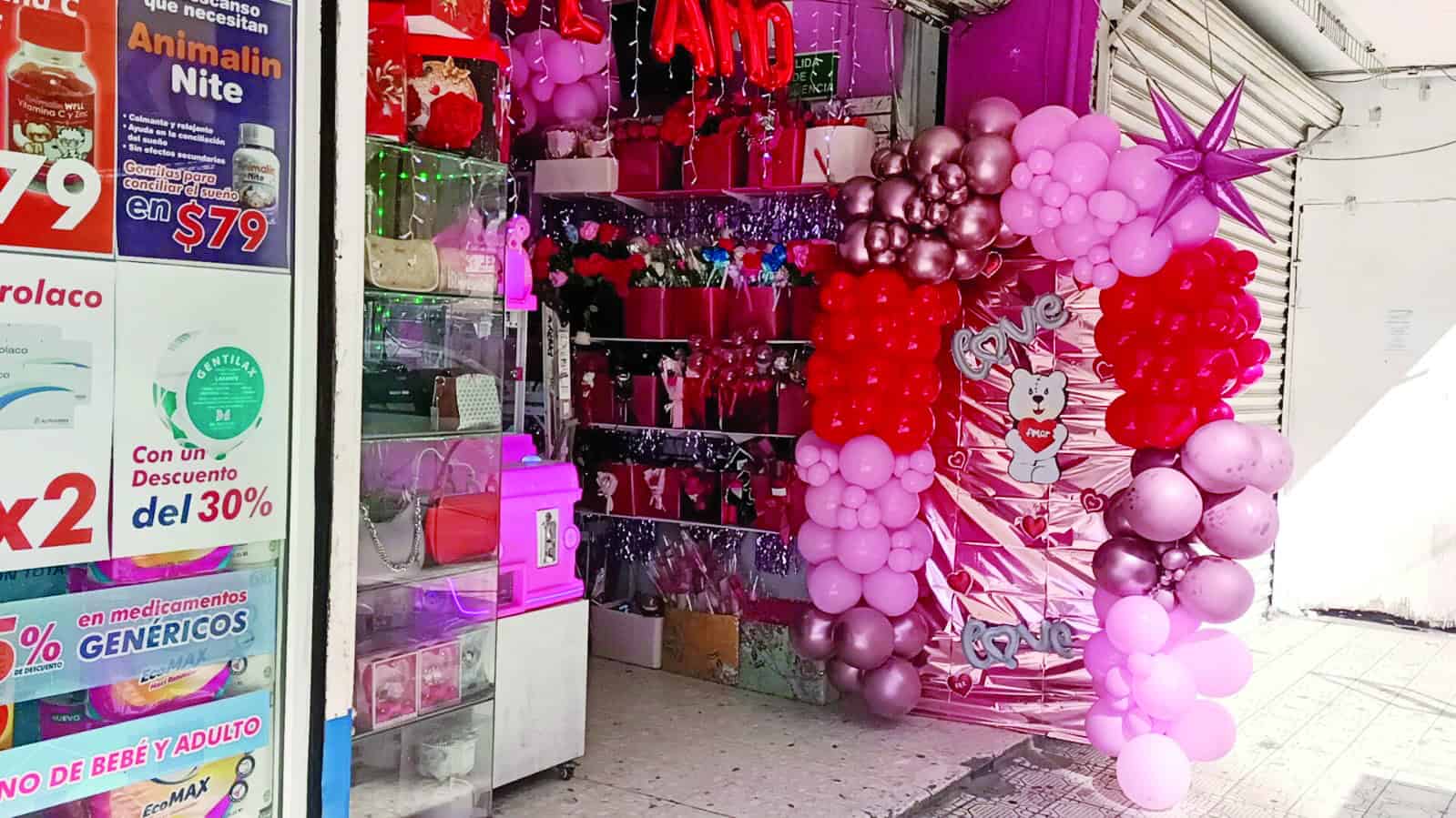 Comercios en Monclova lanzan promociones para el D&iacute;a del Amor