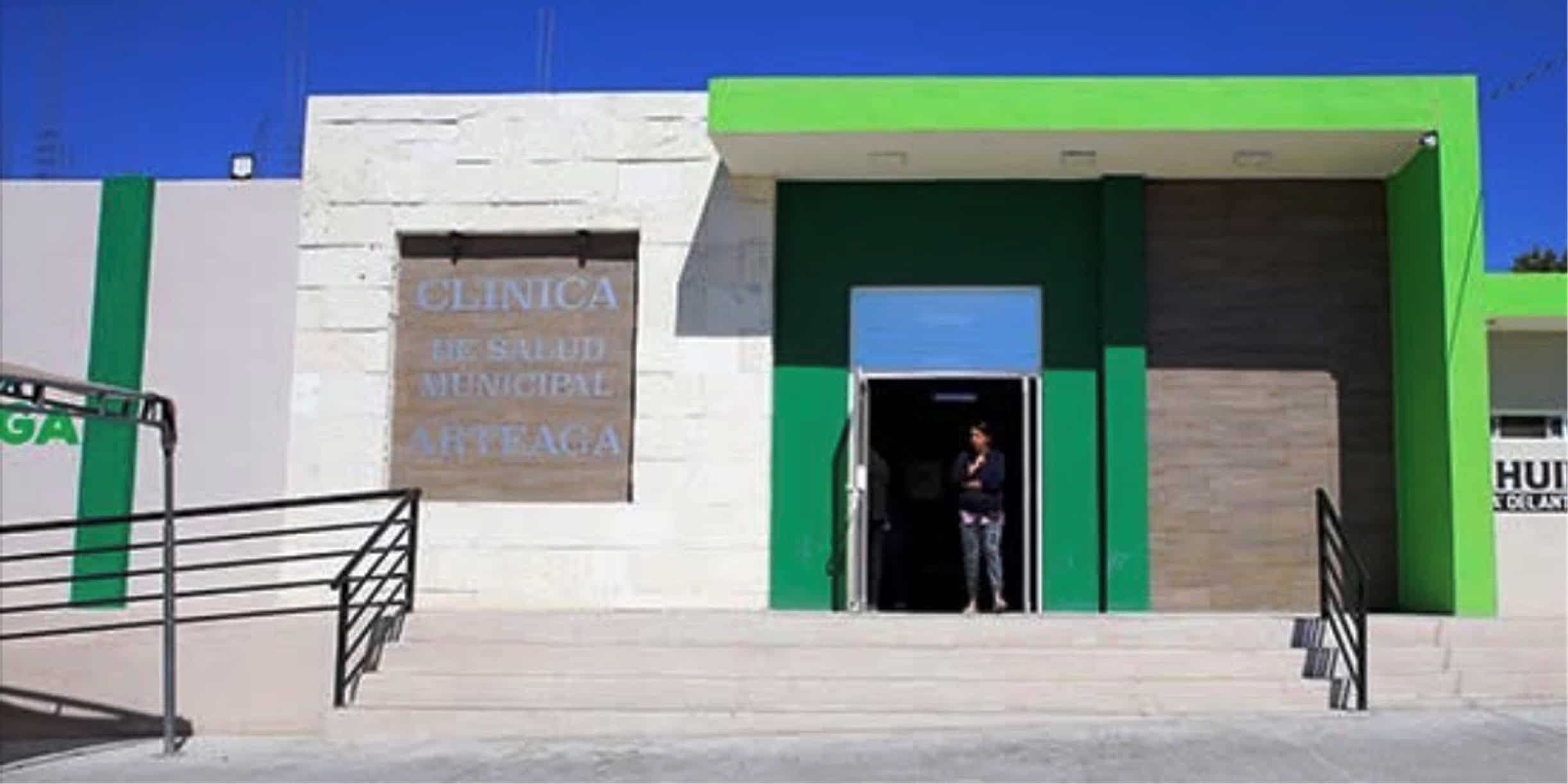 Denuncian presuntas irregularidades en farmacias municipales de Arteaga
