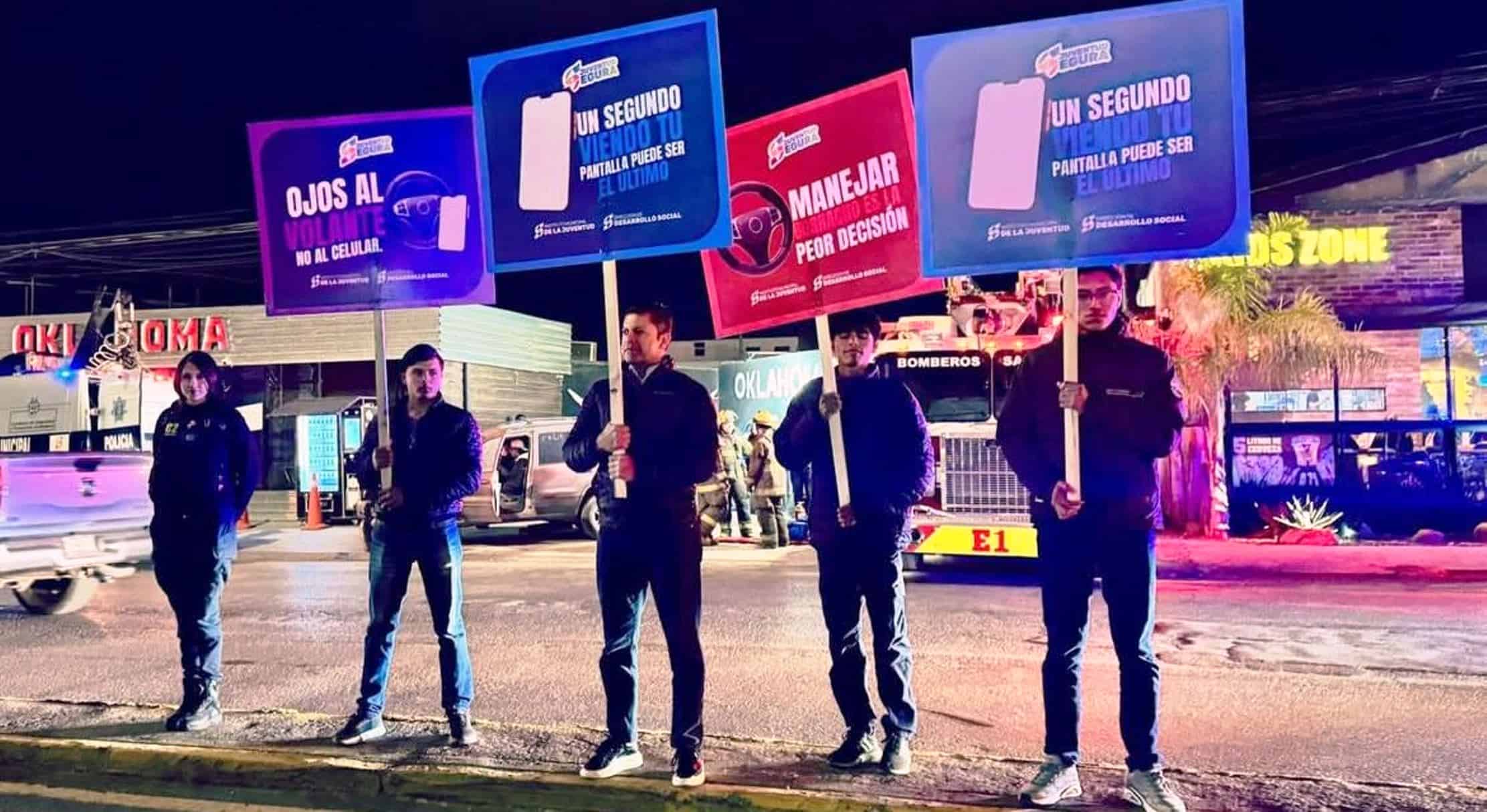 Gobierno Municipal de Saltillo realiza performance para promover seguridad vial