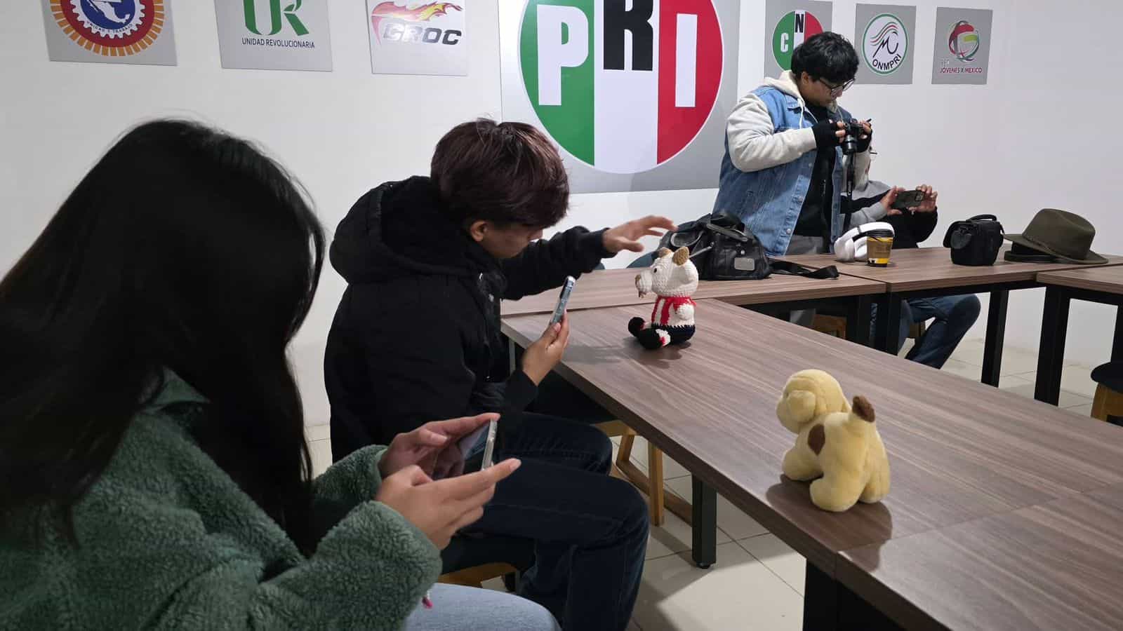 Concluye PRI Acu&ntilde;a taller gratuito de fotograf&iacute;a con 20 participantes