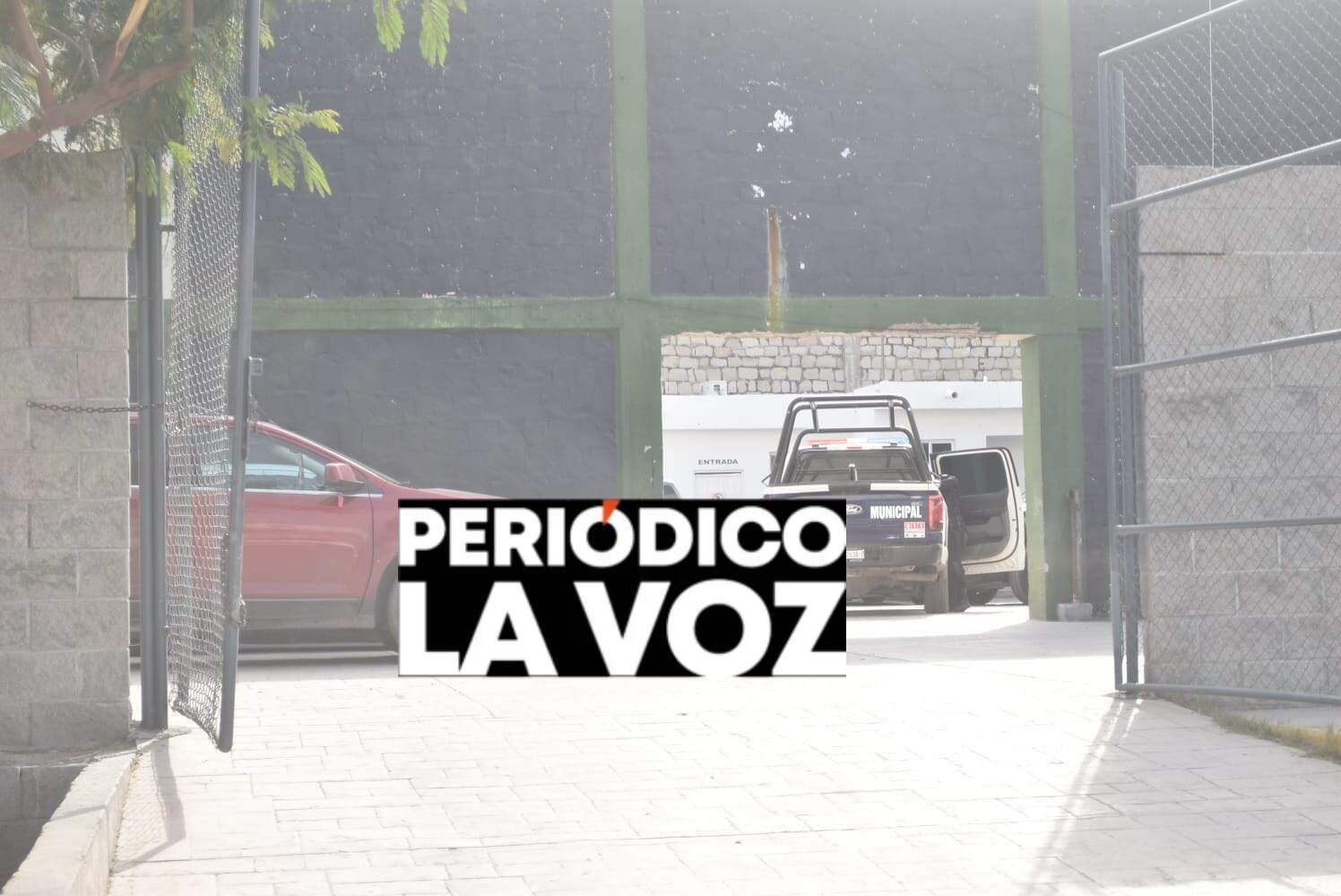 Aseguran a jovencito armado en el Centro