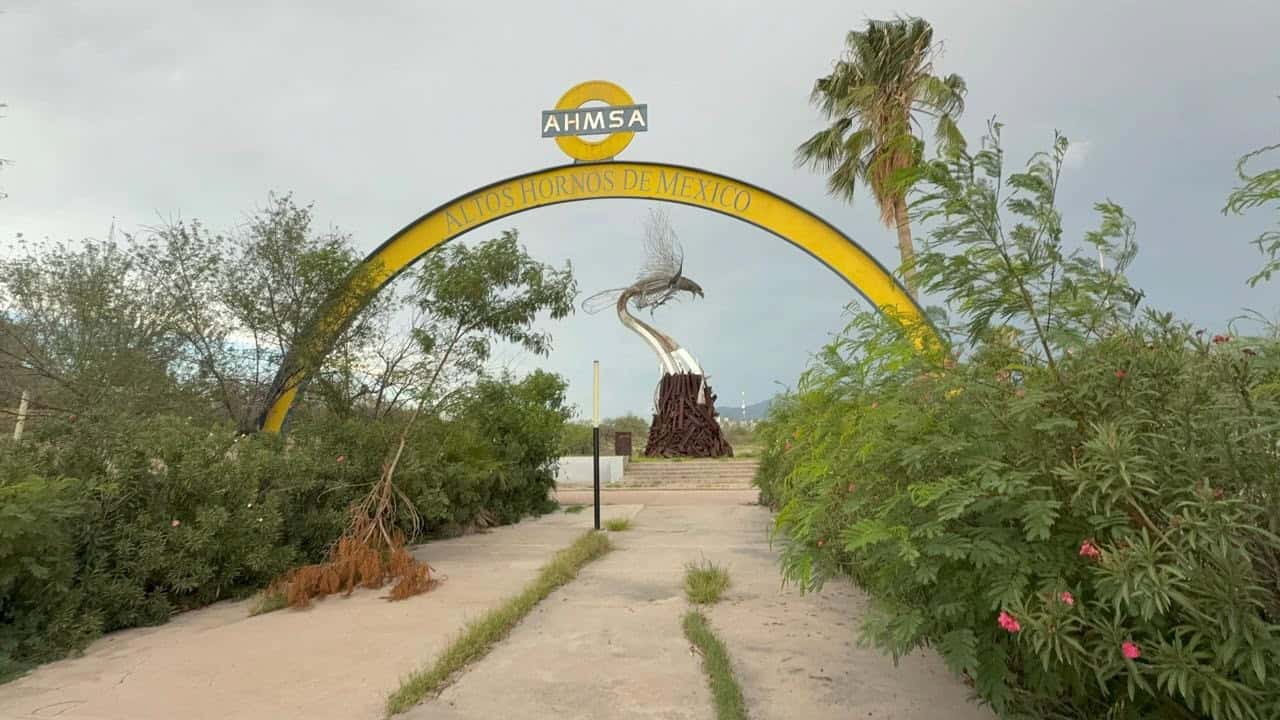 Trabajadores de AHMSA esperan resultados de subasta en Monclova