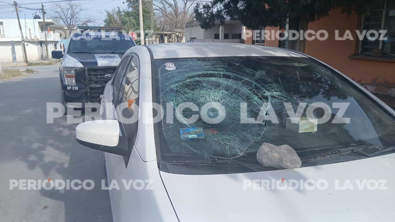 Mujer denuncia vandalismo en su veh&iacute;culo en Monclova