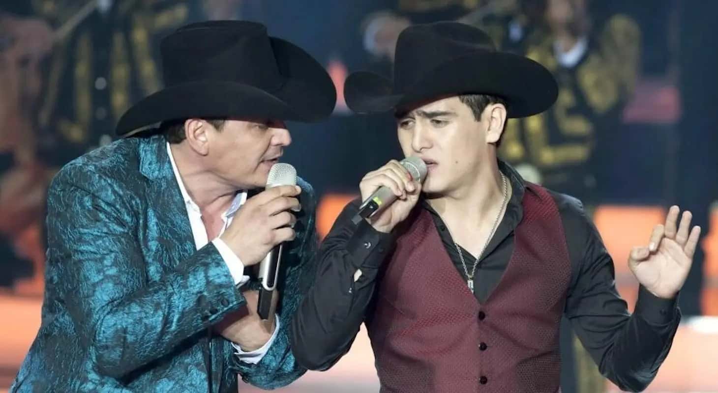 Jos&eacute; Manuel Figueroa en el centro de acusaciones de Imelda Tu&ntilde;&oacute;n