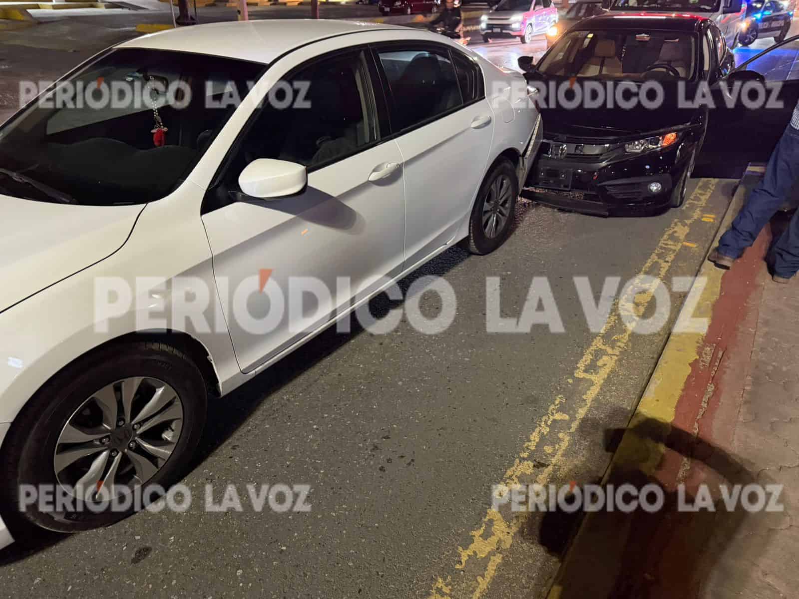 Monclova: Choque por alcance causa da&ntilde;os materiales y congesti&oacute;n