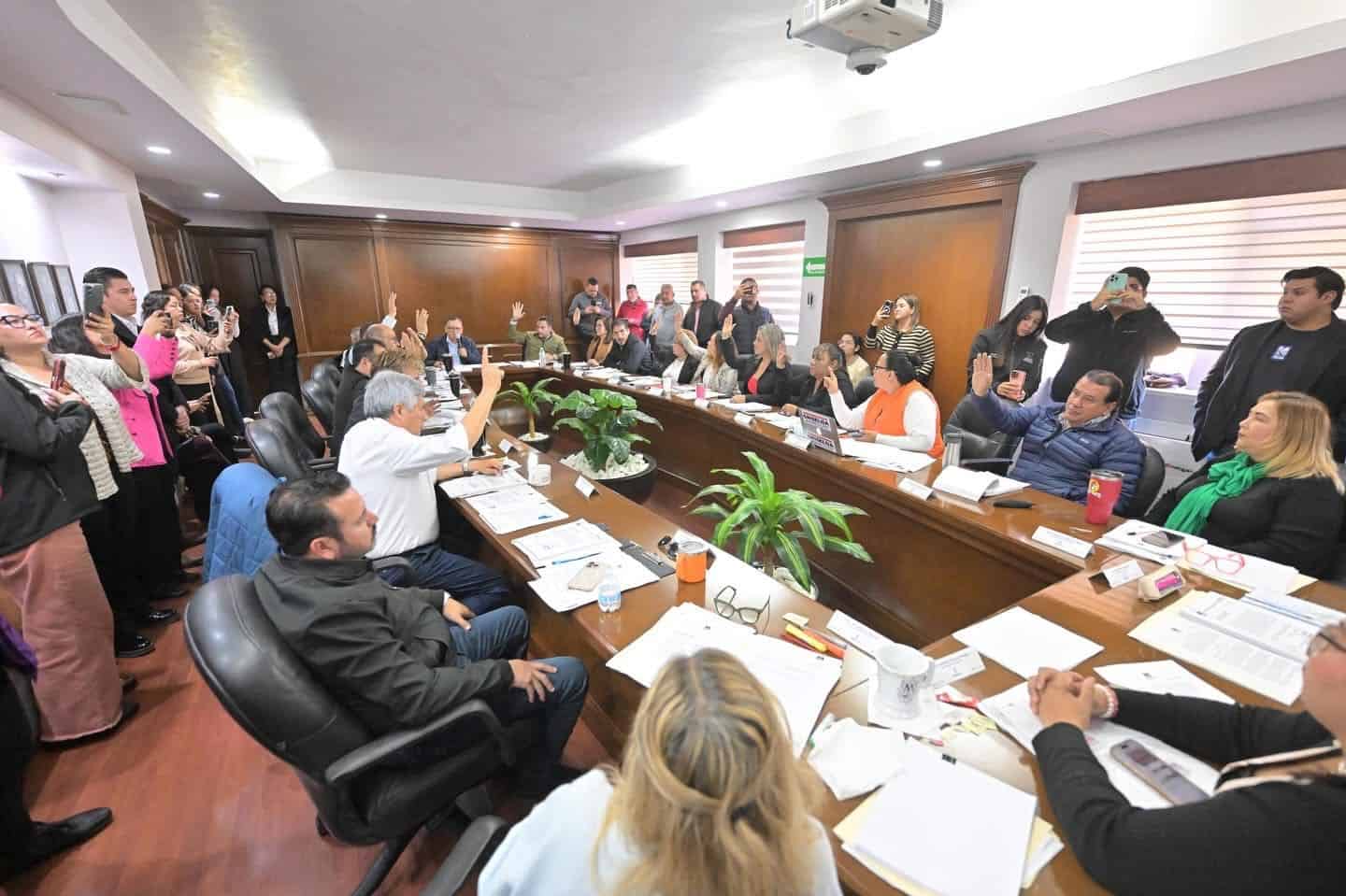 Gobierno Municipal de Monclova dona terrenos al IMSS para CECI