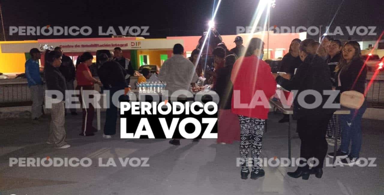 Iglesia Alfa y Omega apoya a familiares en Hospital de Monclova