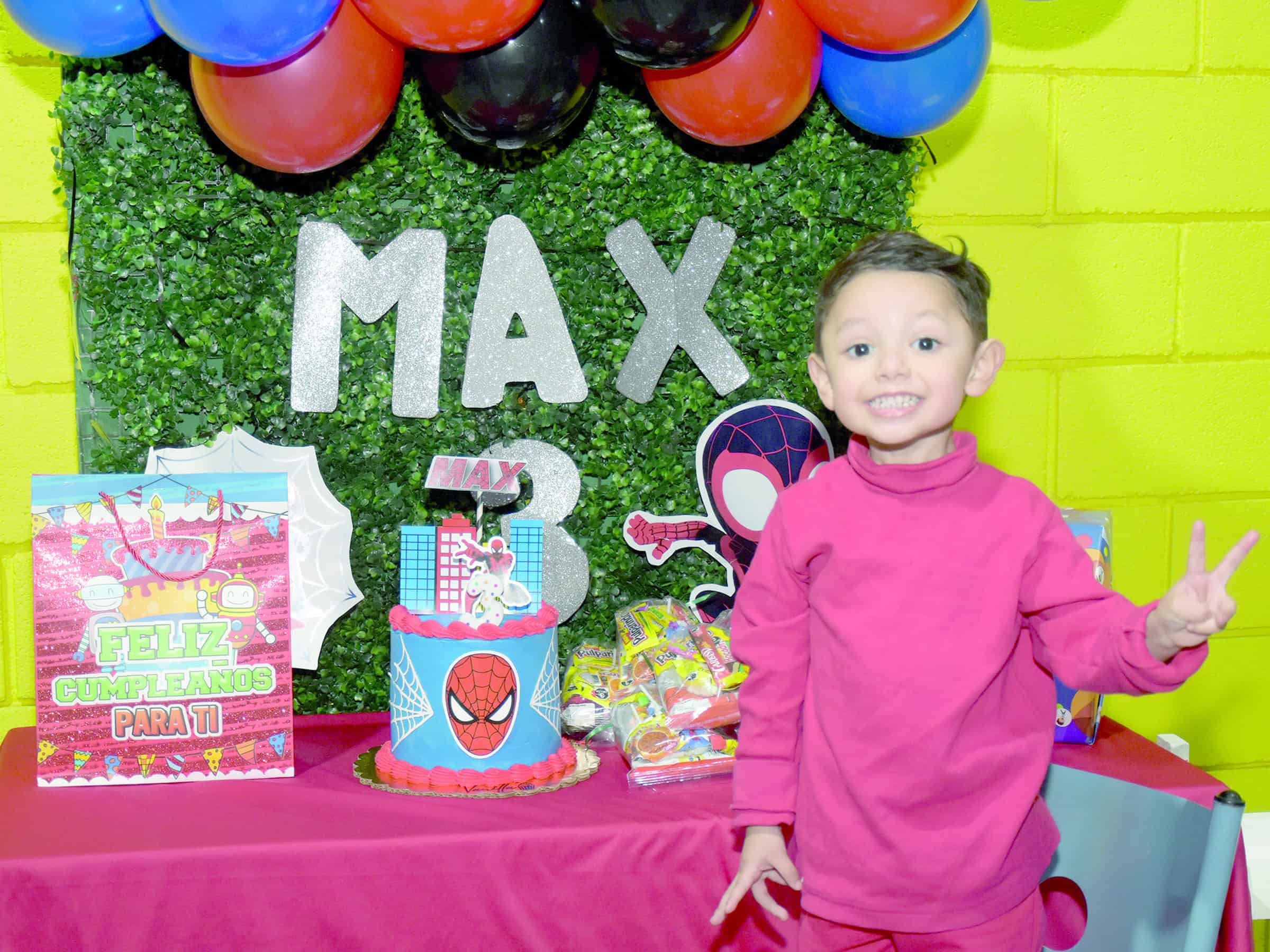 Maximiliano festeja su tercer cumplea&ntilde;os en familia