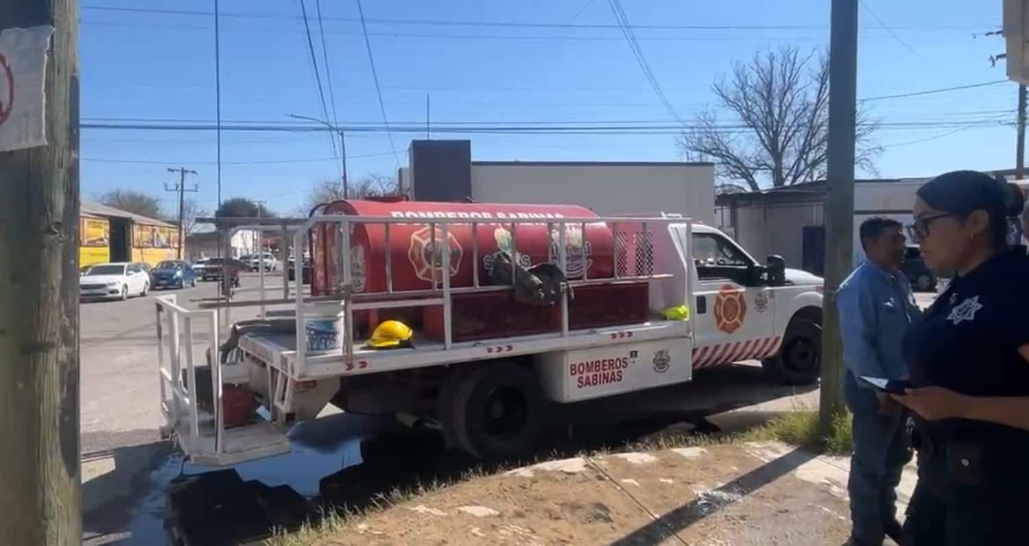 Incendio en tortiller&iacute;a La Texana: bomberos controlan el fuego