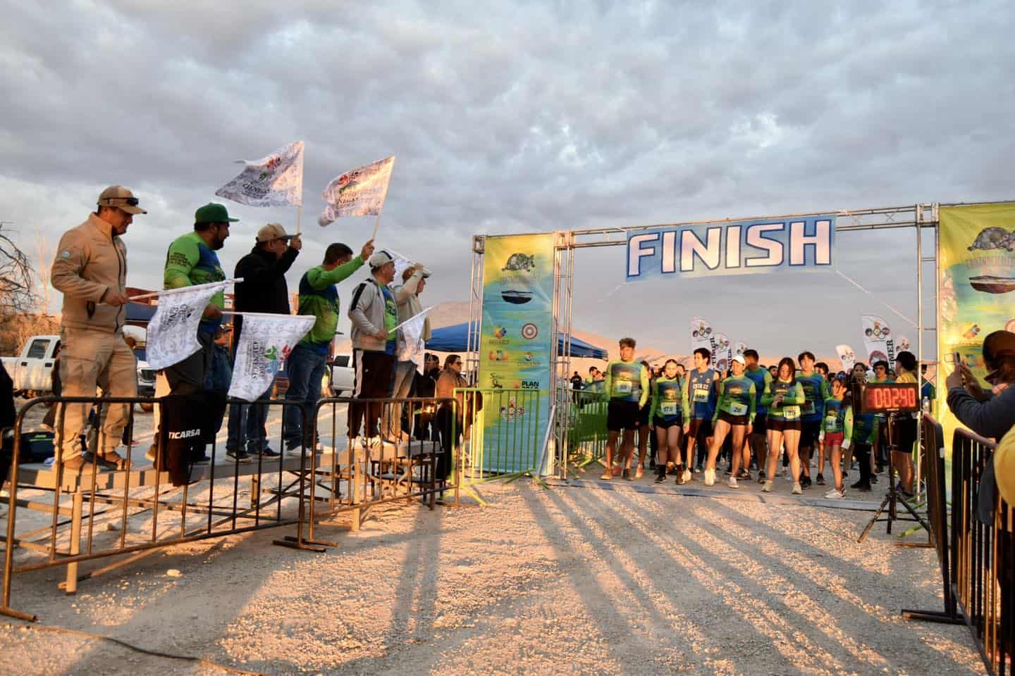 Cuatro Cienegas celebra el Medio Marat&oacute;n Brilla: &Eacute;xito en la comunidad