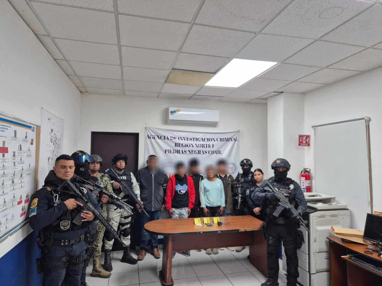 Operativo federal en Piedras Negras deja seis detenidos y aseguramiento de droga