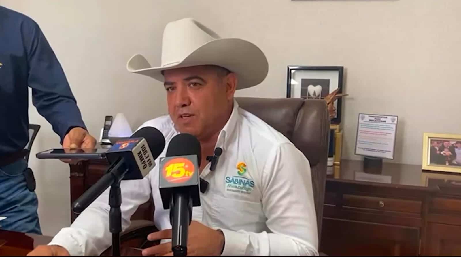 Alcalde de Sabinas reconoce error tras infracci&oacute;n a menor de edad